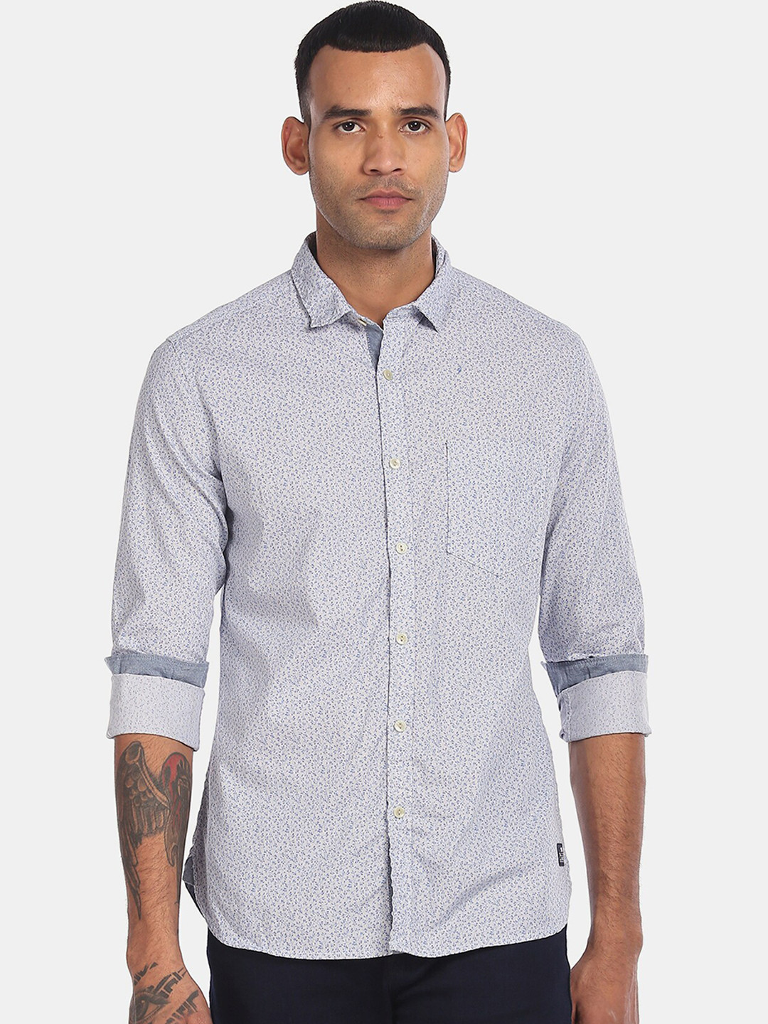 

Flying Machine Men Blue Floral Printed Casual Shirt