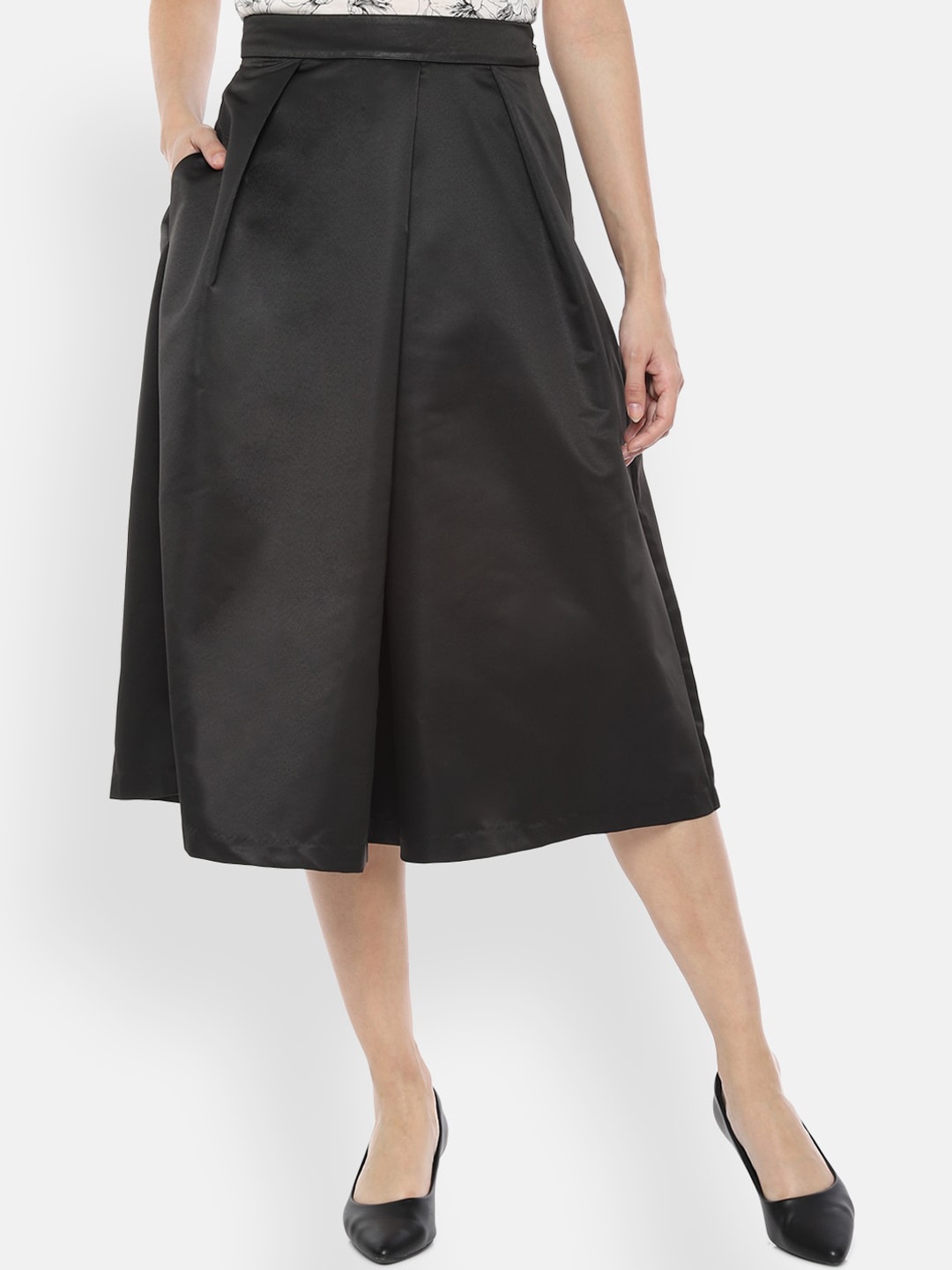 

Van Heusen Woman Women Black Solid Flared Knee-Length Skirt