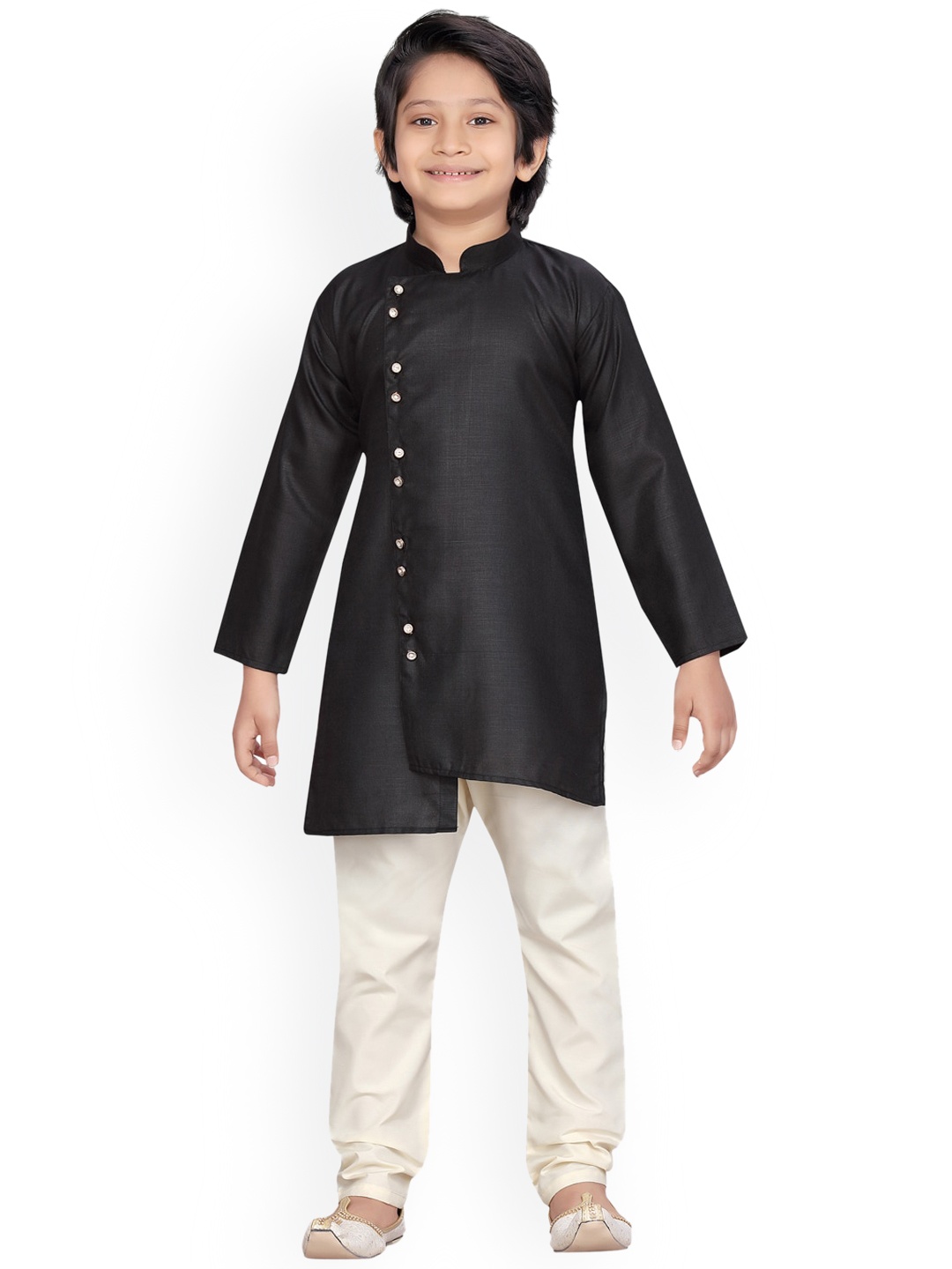 

LITTLE MAFIA BY Aarika Boys Black Regular Straight Pure Cotton Kurta with Pyjamas