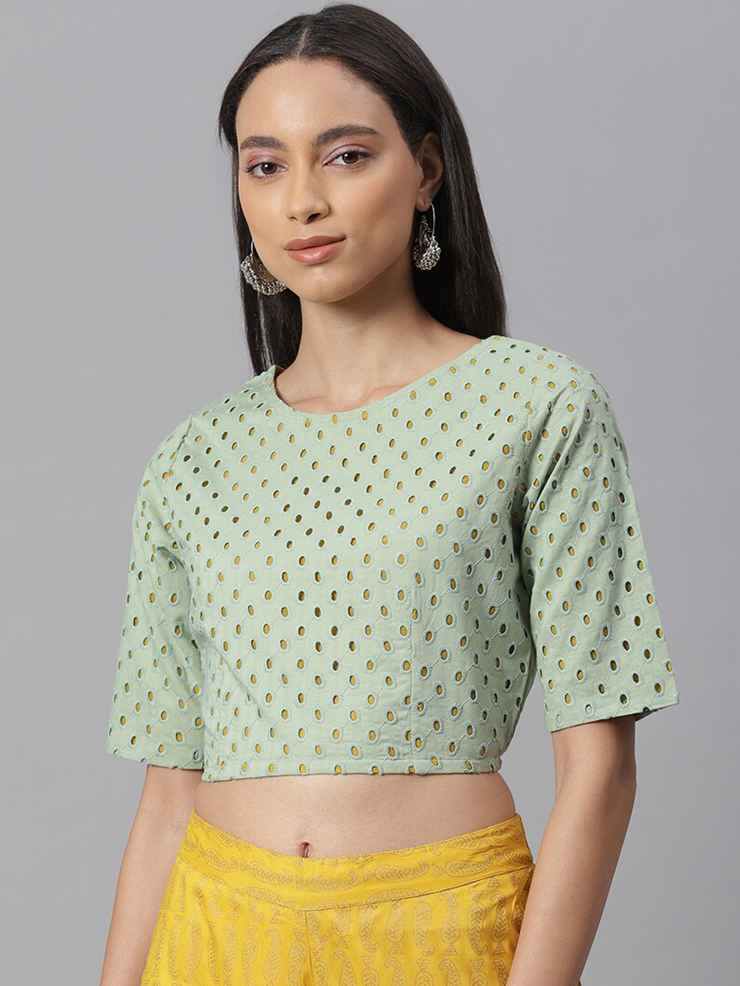

Janasya Green Geometric Embroidered Schiffli Regular Cotton Crop Top
