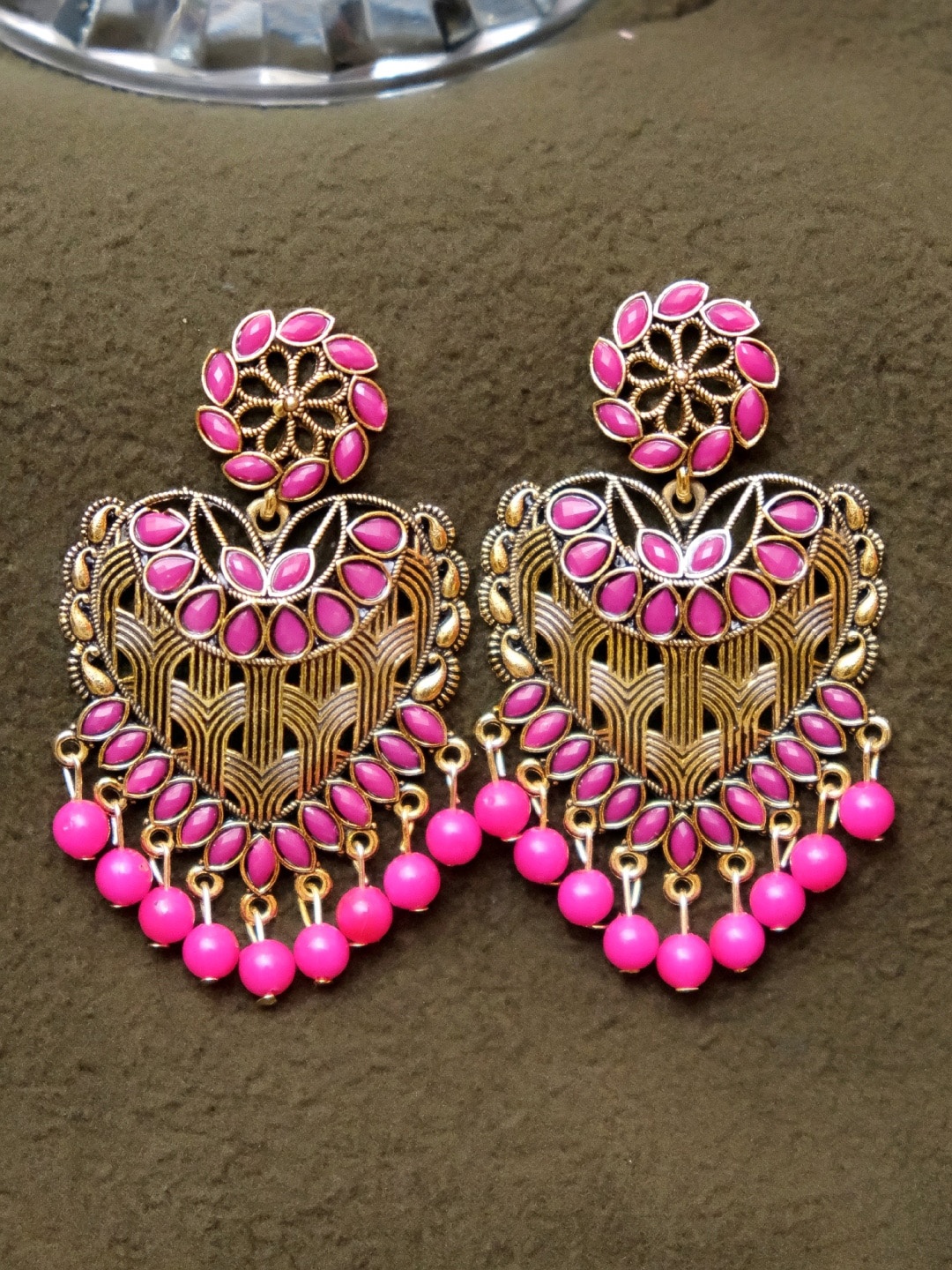 

Crunchy Fashion Gold-Toned & Pink Contemporary Chandbalis