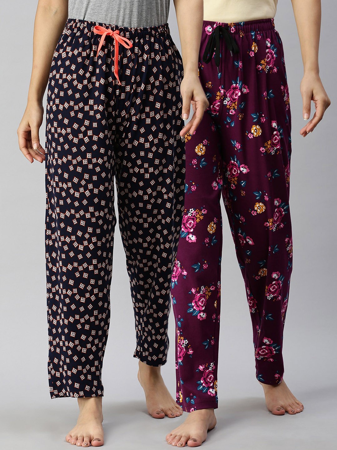 

Kryptic Women Navy Blue & Maroon Set of 2 Cotton Printed Lounge Pants