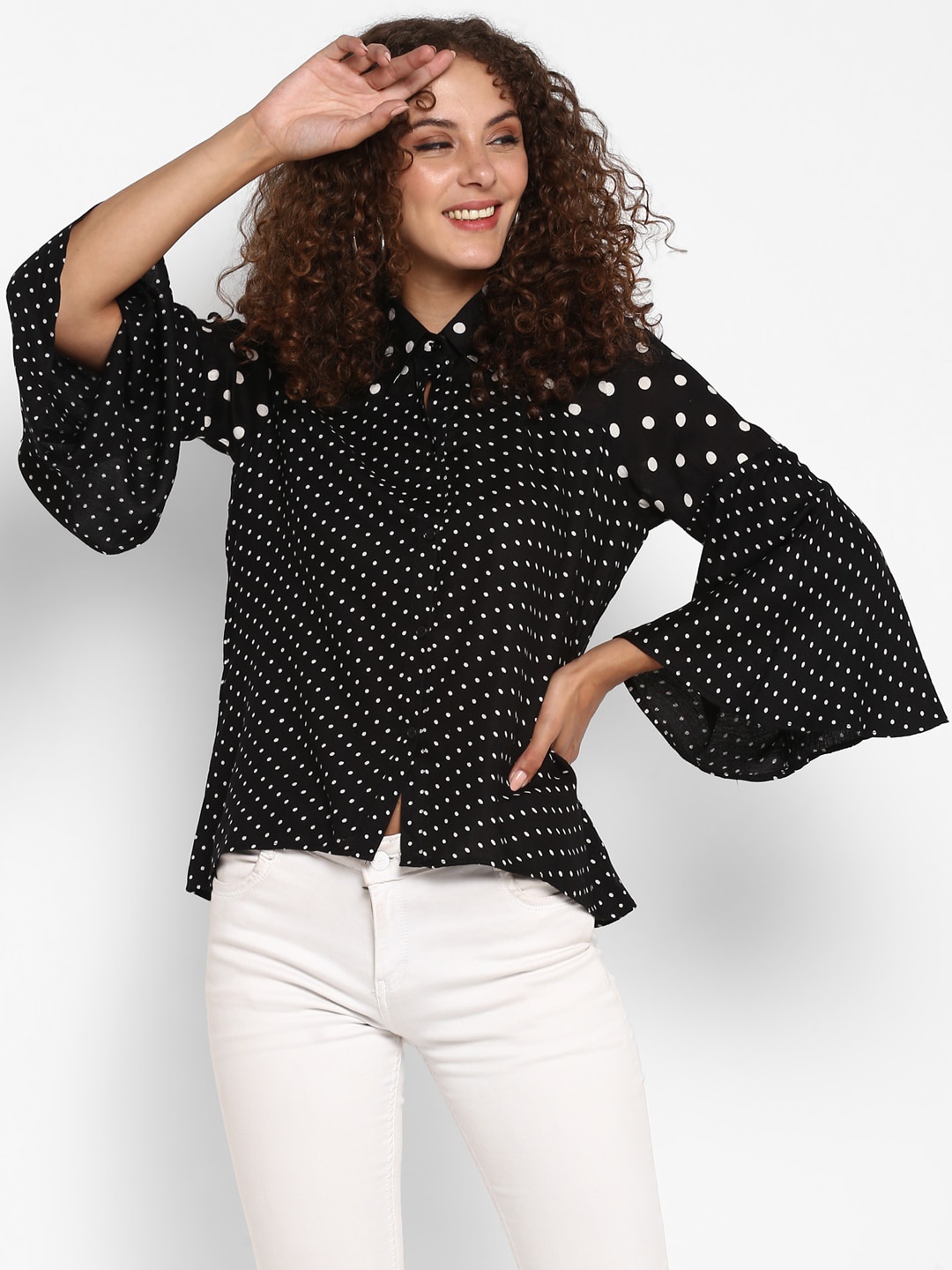 

Taurus Women Black & White Regular Fit Printed Casual Shirt