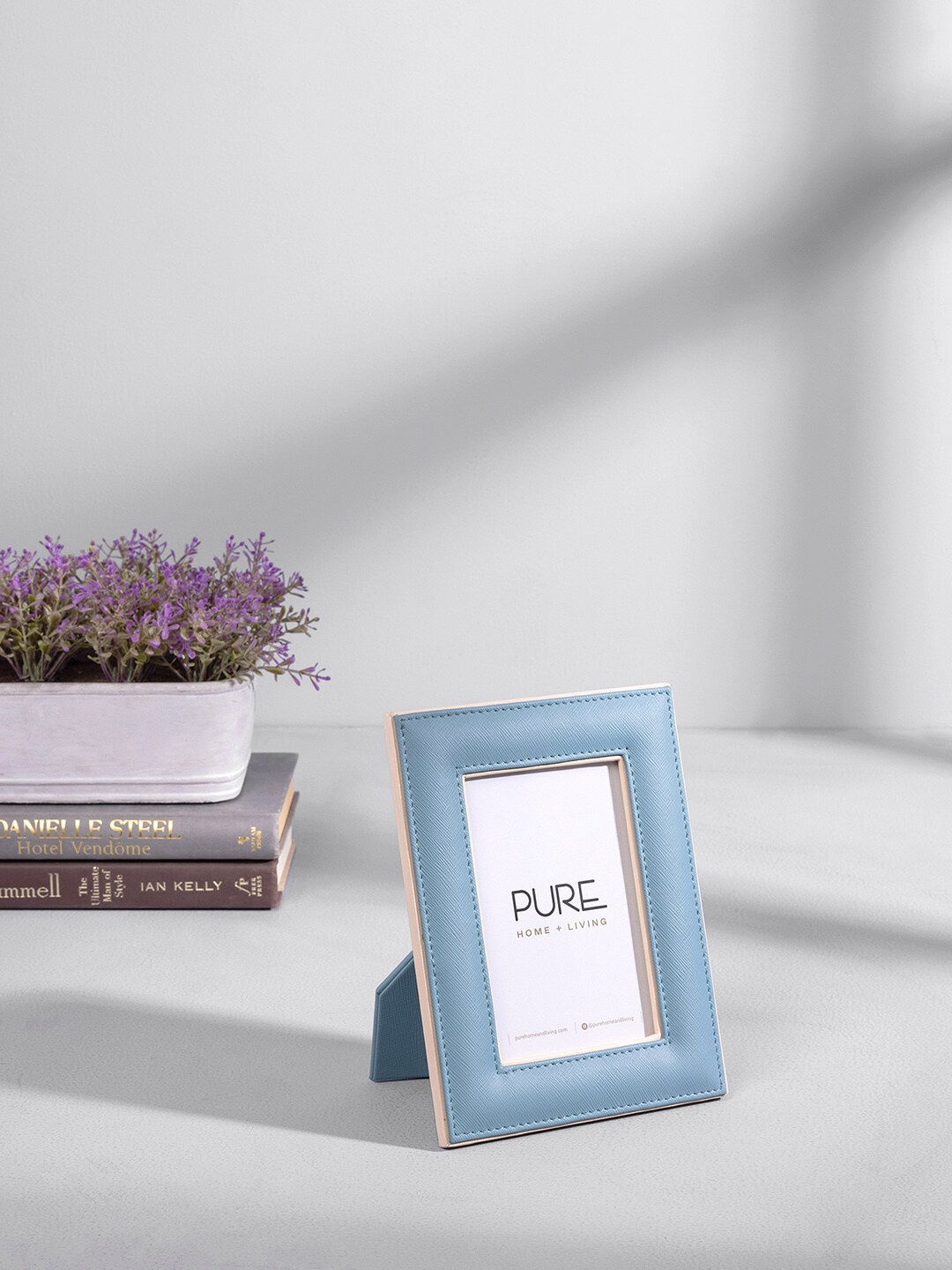 

Pure Home and Living Blue Textured Photo Frame
