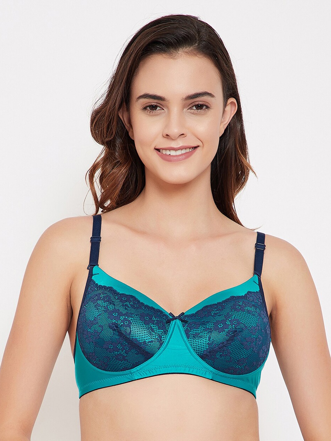 

Clovia Blue Lace Non-Wired Lightly Padded Everyday Bra BR2256P0336E