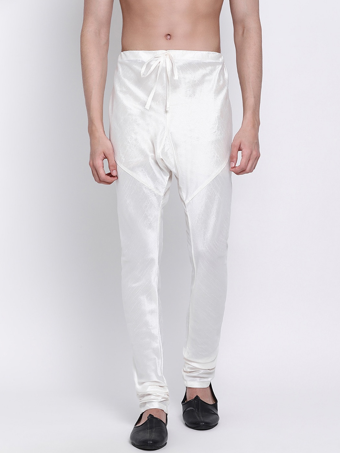 

Sanwara Men White Solid Art Silk Churidar