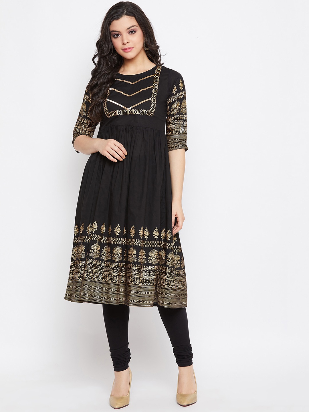

WineRed Women Black Floral Print Cotton Flared Kurta