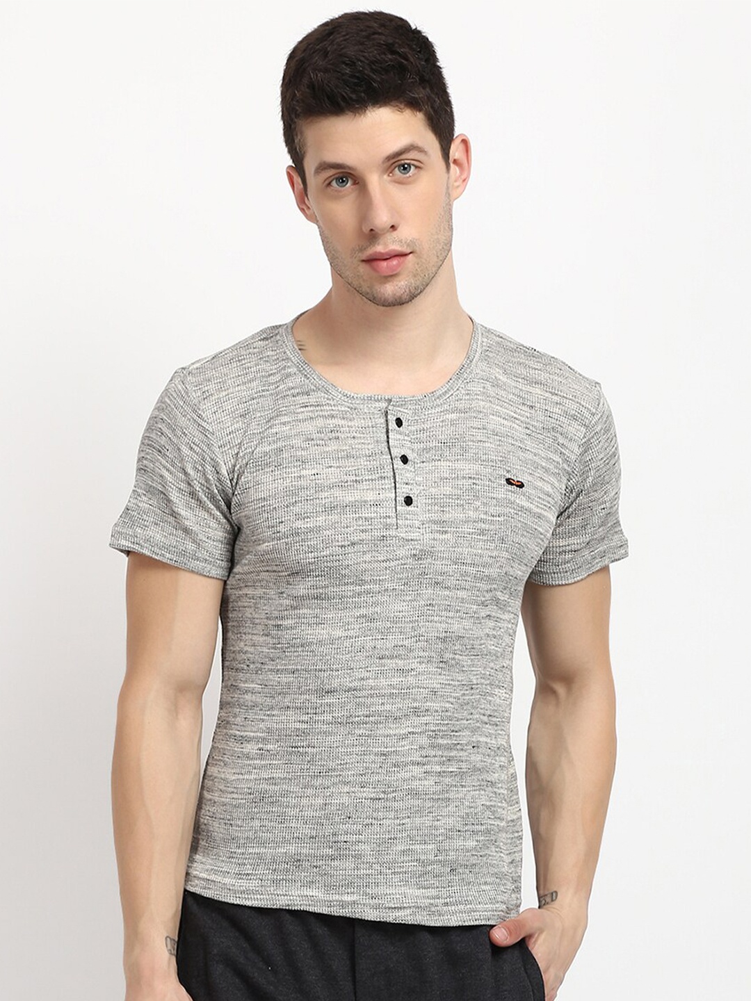 

V2 Value & Variety Men Grey Melange Henley Neck T-shirt