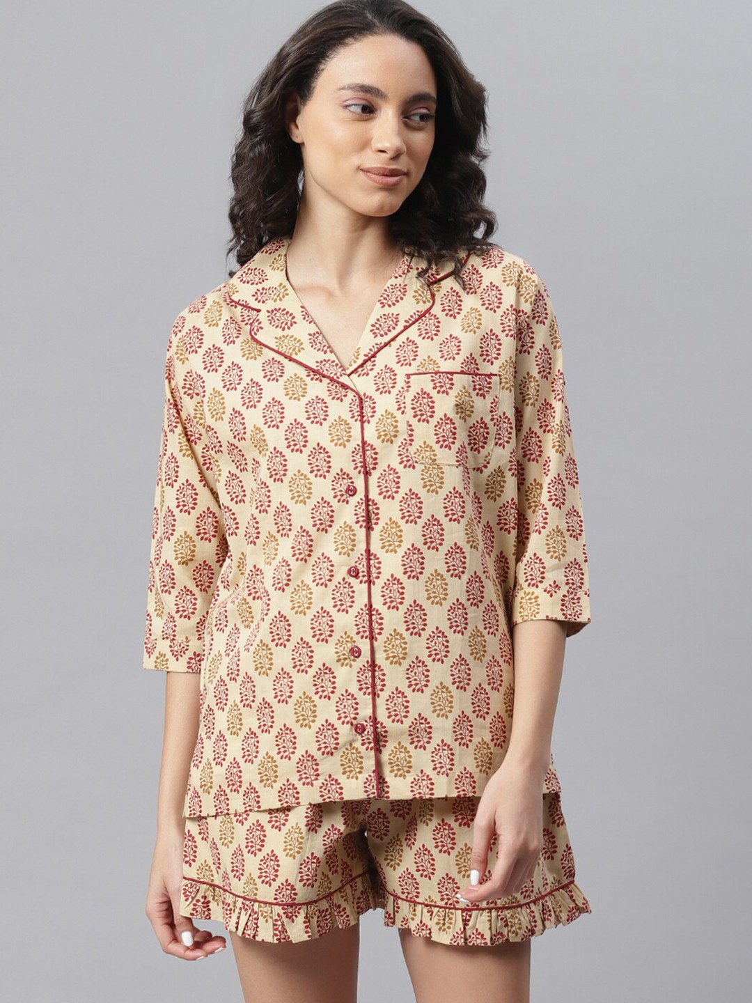 

Janasya Women Beige & Maroon Printed Night suit