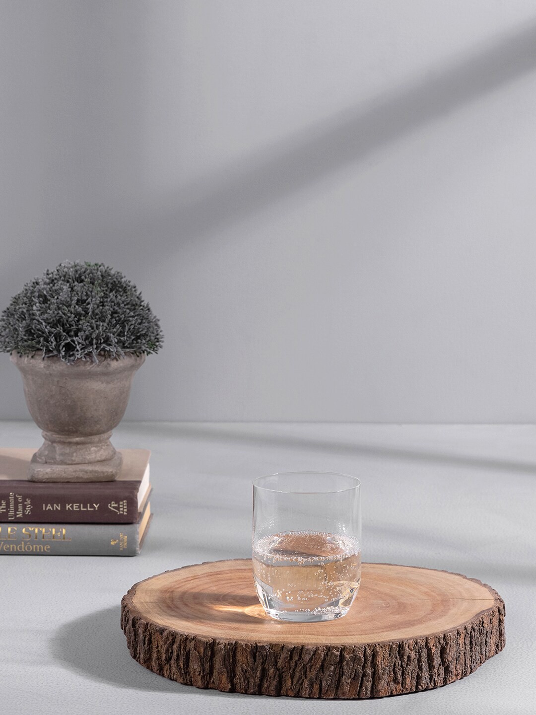 

Pure Home and Living Set Of 6 Transparent Solid Tumbler