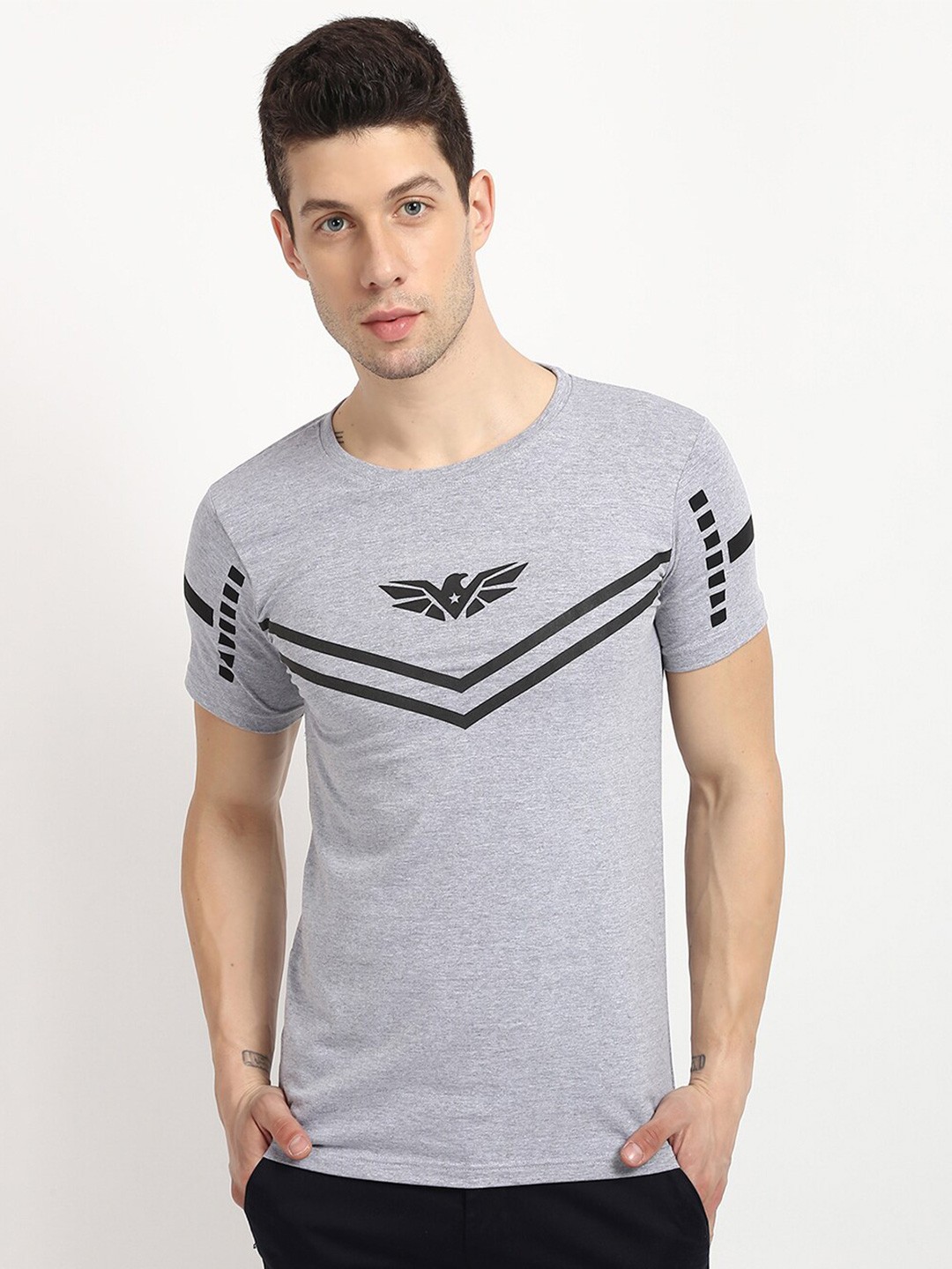 

V2 Value & Variety Men Grey Printed T-shirt