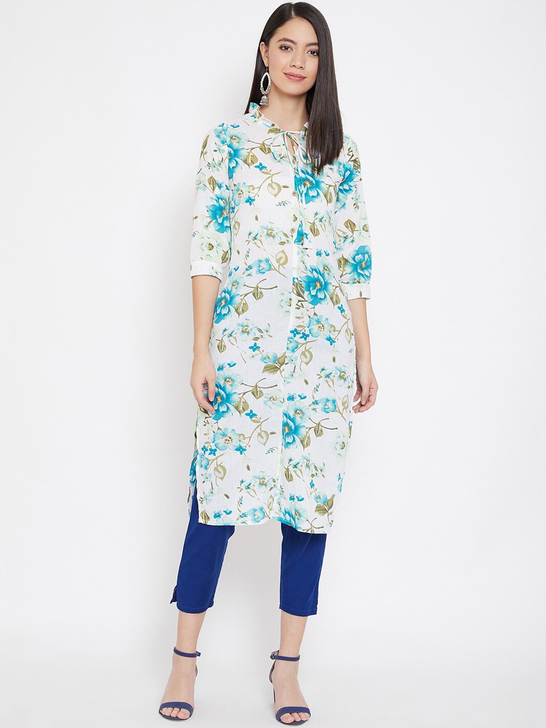 

WineRed Women Off White & Blue Floral Printed Cotton Kurta