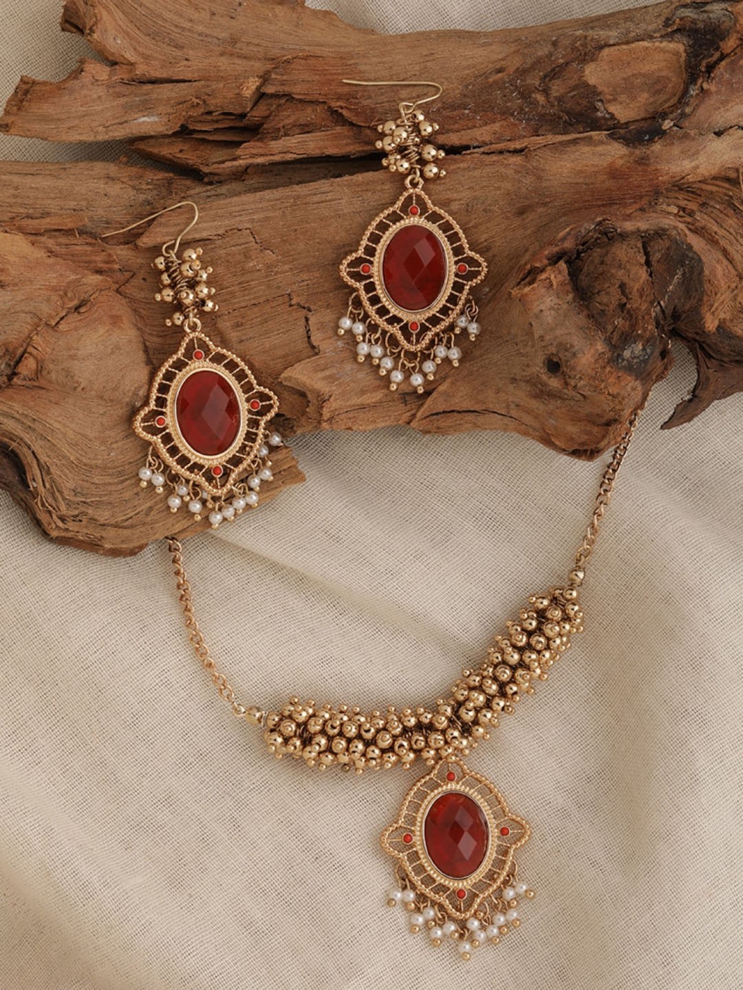

Accessorize Gold-Plated Red & White Stone-Studded & Beaded Jewellery Set