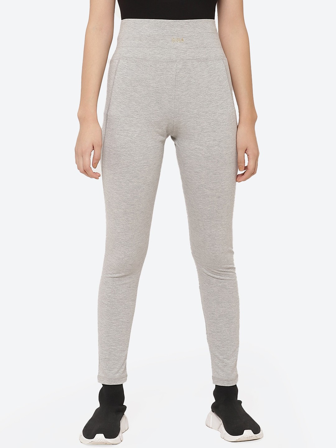 

Biba Women Grey Solid Leggings