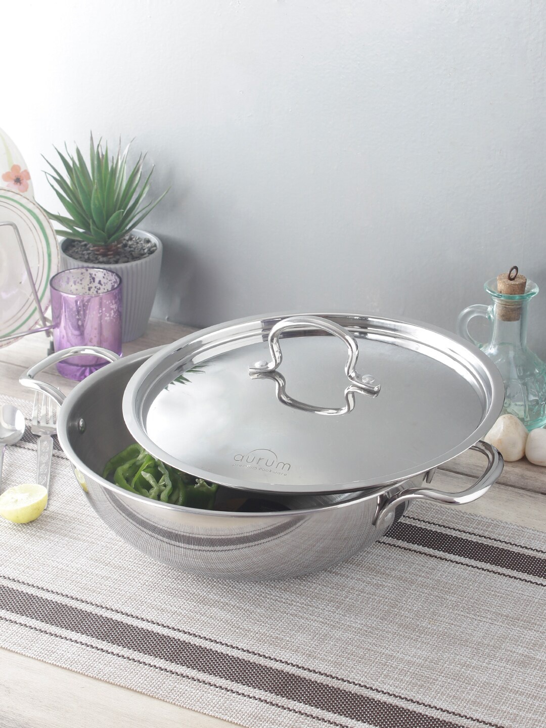 

AURUM Silver-Toned Triply Stainless Steel Kadai with Stainless Steel Lid 2.6 L