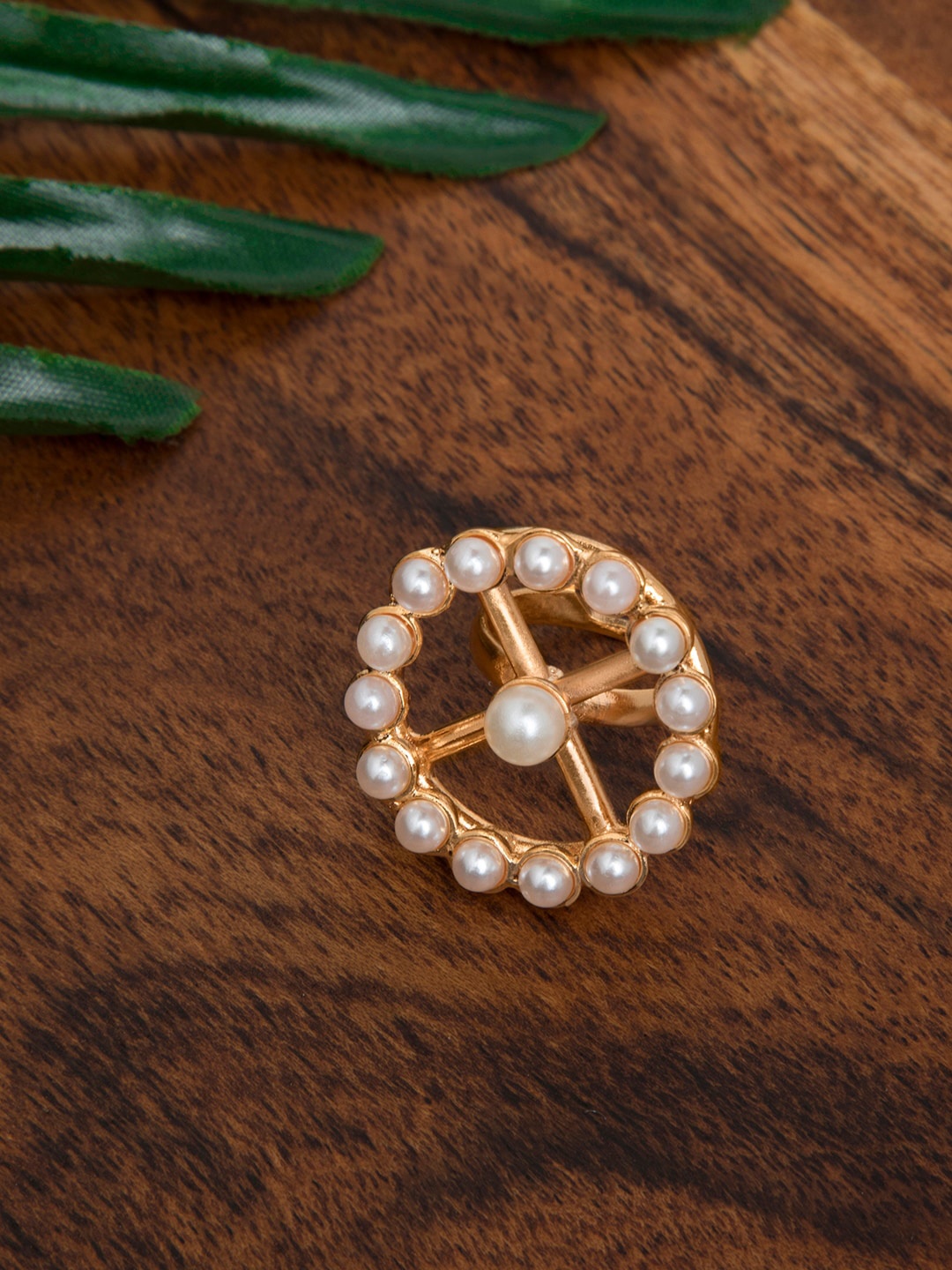 

INDYA Gold-Plated White Pearl Beaded Adjustable Circular Finger Ring