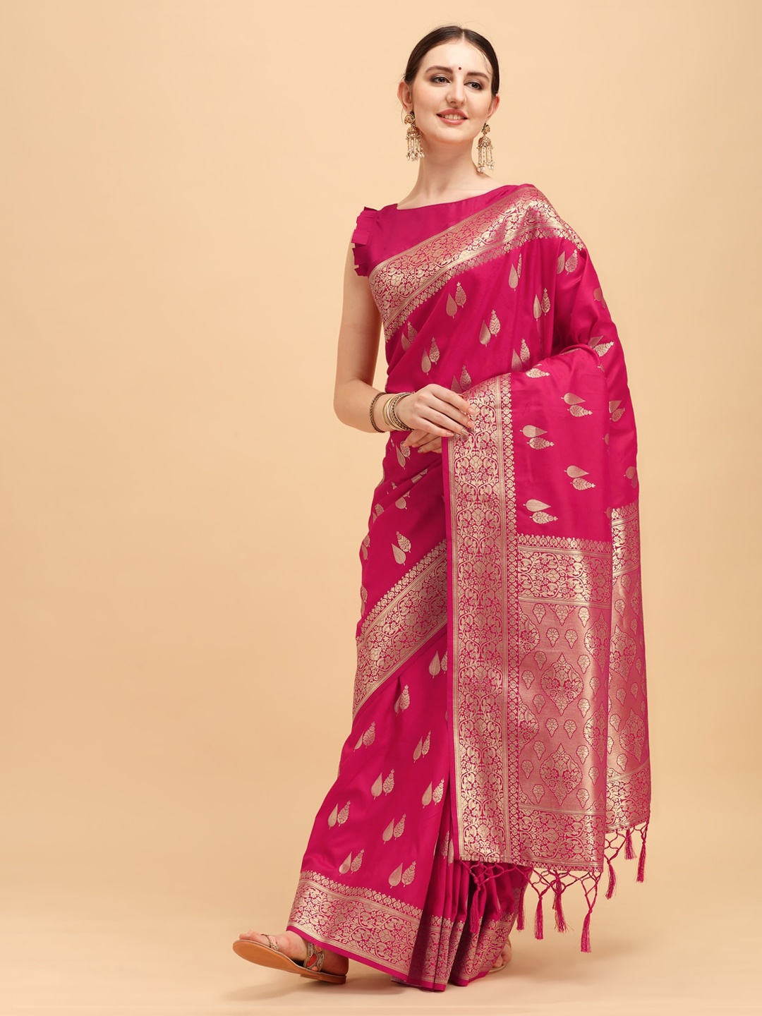 

House of Pataudi Pink & Gold-Toned Ethnic Motifs Zari Jashn Saree