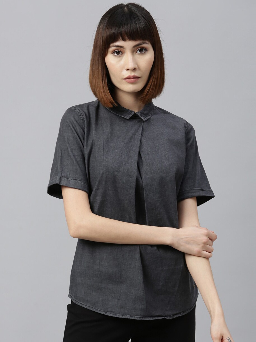 

Park Avenue Woman Black Regular Top