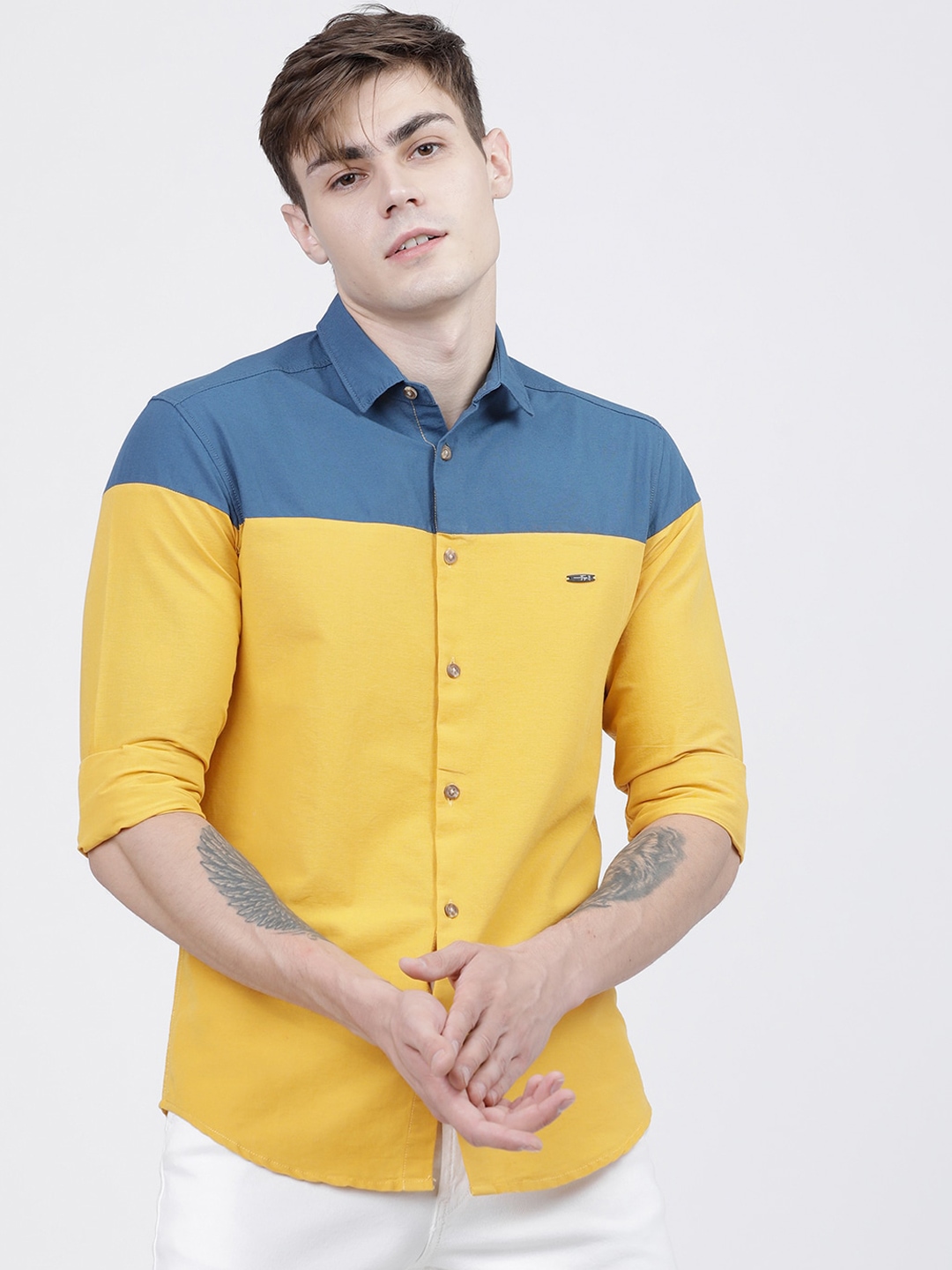 

The Indian Garage Co Men Yellow & Teal Slim Fit Colourblocked Casual Shirt