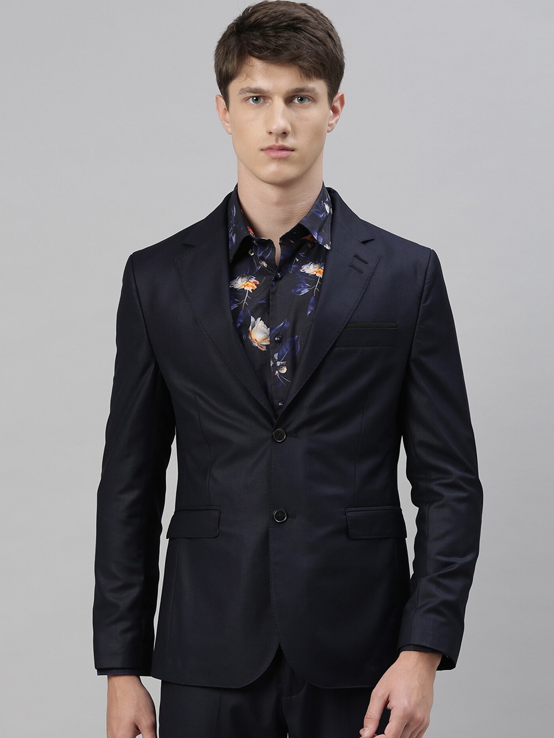 

RARE RABBIT Men Radiant Slim Fit Solid Single-Breasted Blazer, Navy blue