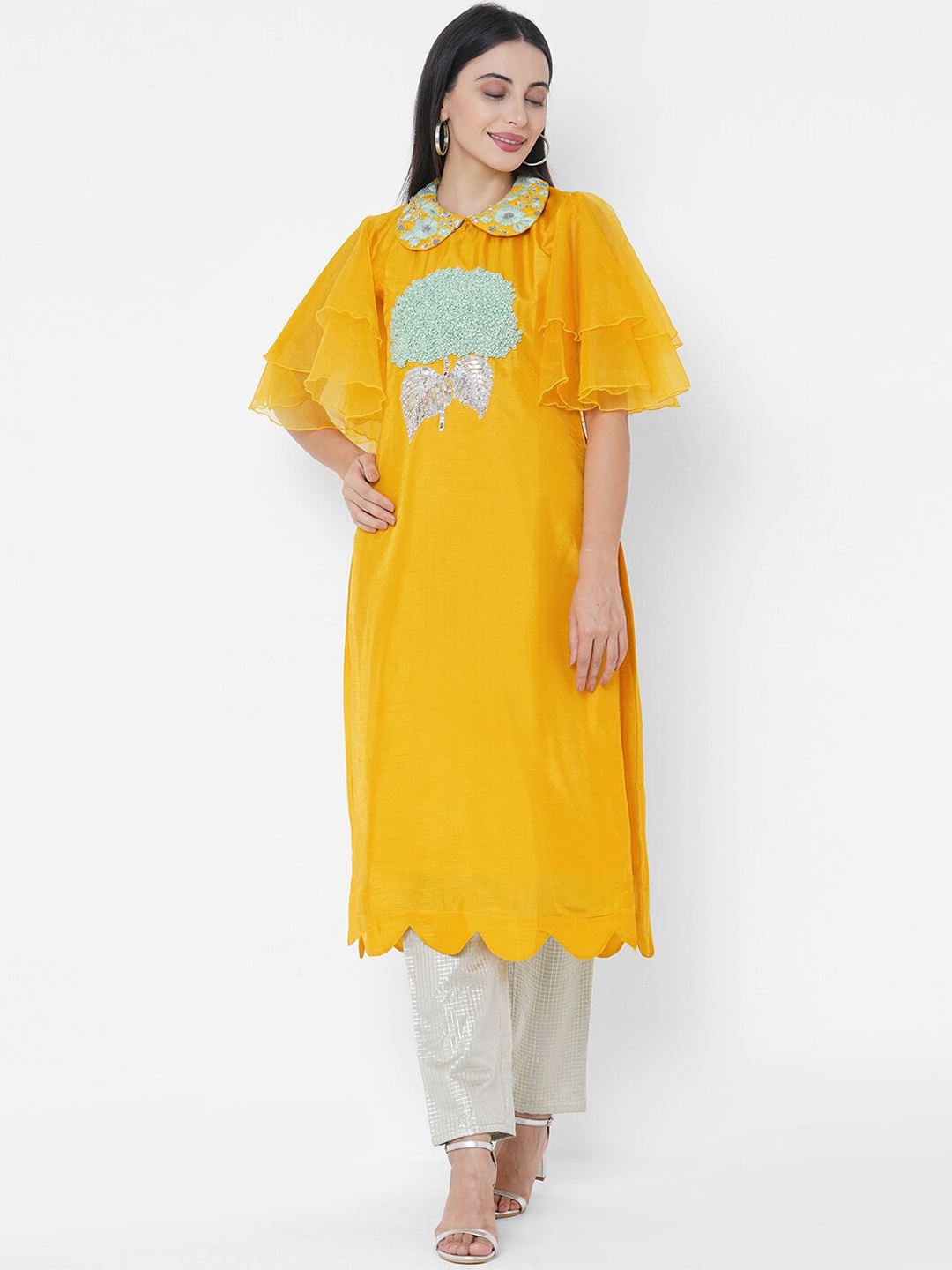 

FASHOR Women Yellow Ethnic Motifs Embroidered Flared Sleeves Kurta