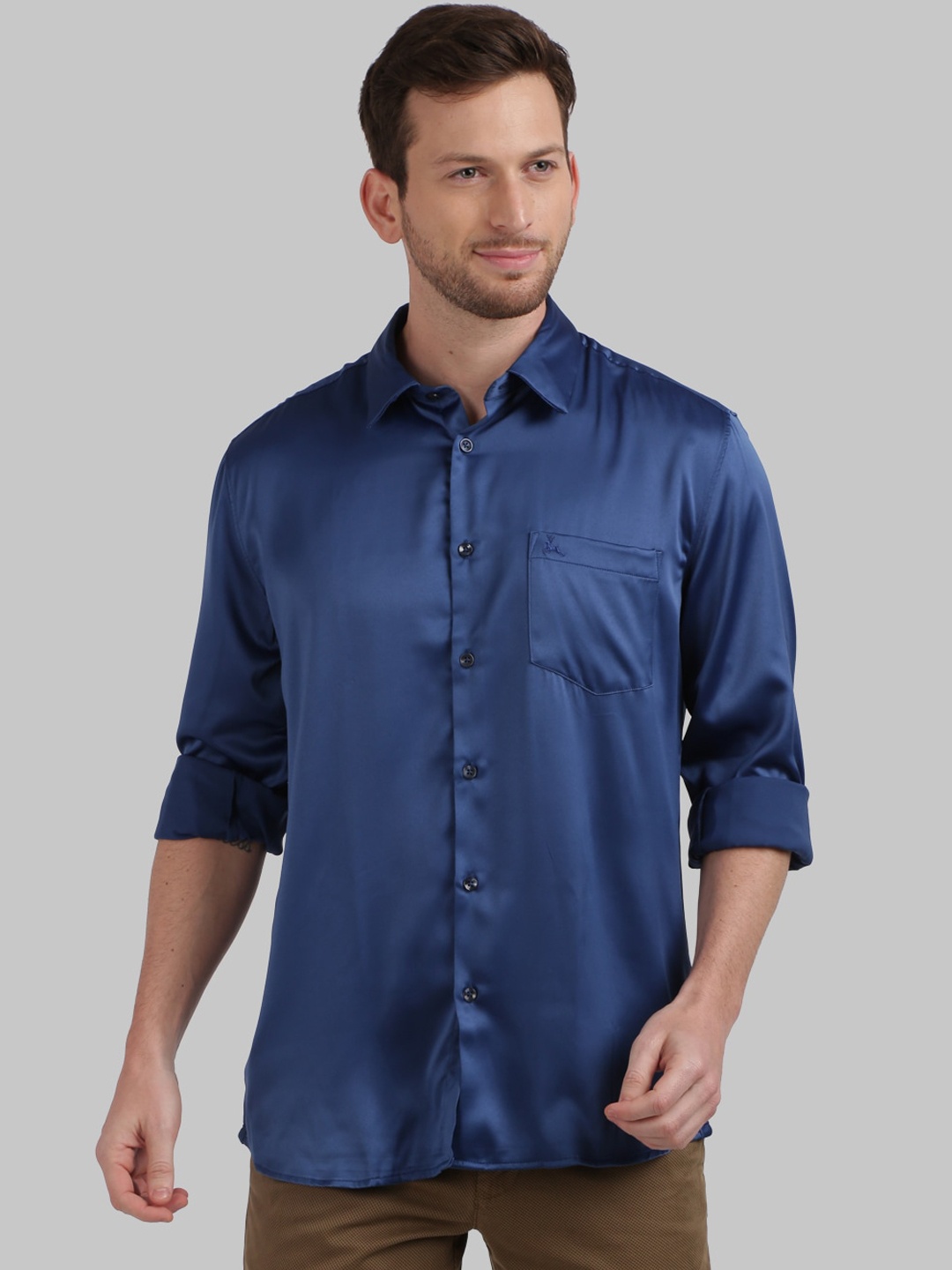 

Parx Men Blue Slim Fit Solid Casual Shirt