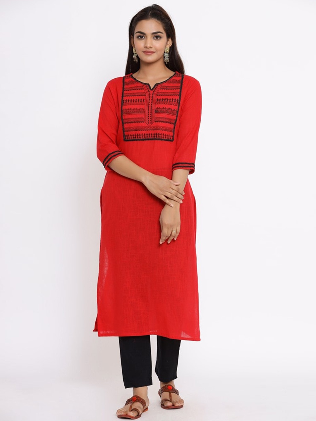 

FABRIC FITOOR Women Red & Black Ethnic Motifs Yoke Design Thread Work Kurta