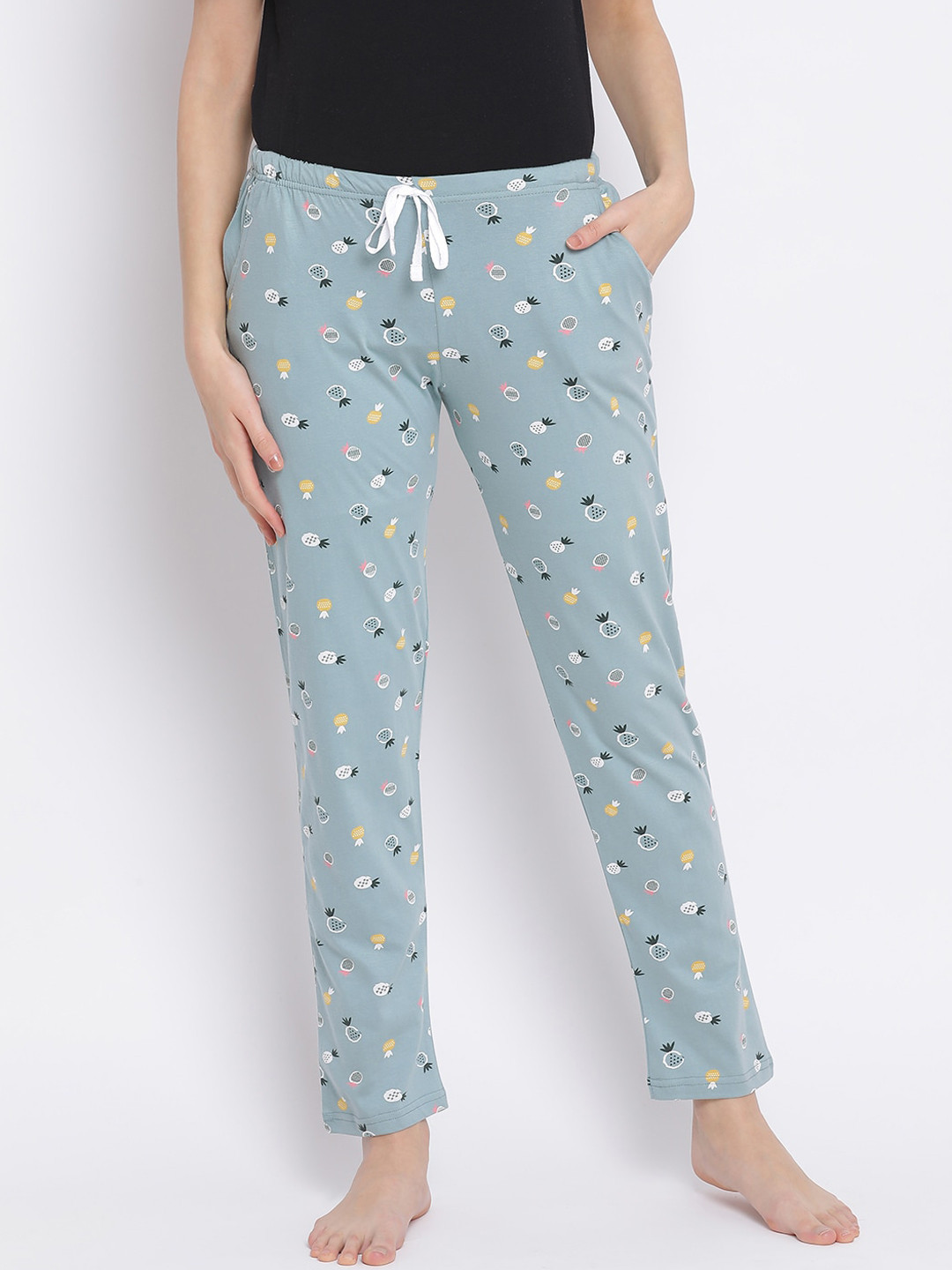 

Kanvin Women Grey Printed Lounge Pants
