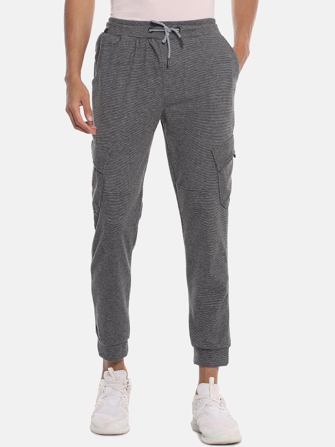 

Campus Sutra Men Grey Melange Solid Joggers