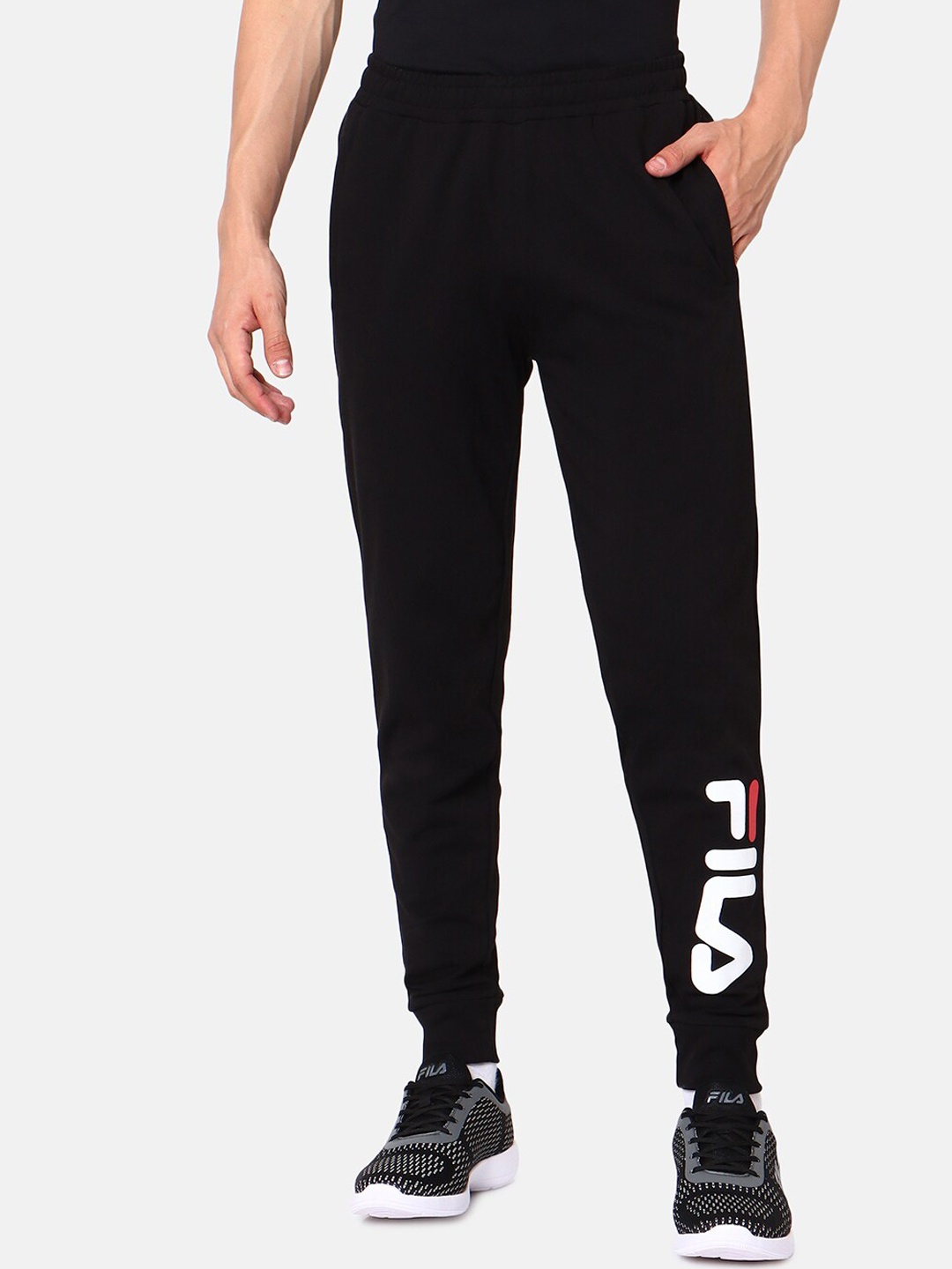 

FILA Men MANAKIN Joggers, Black