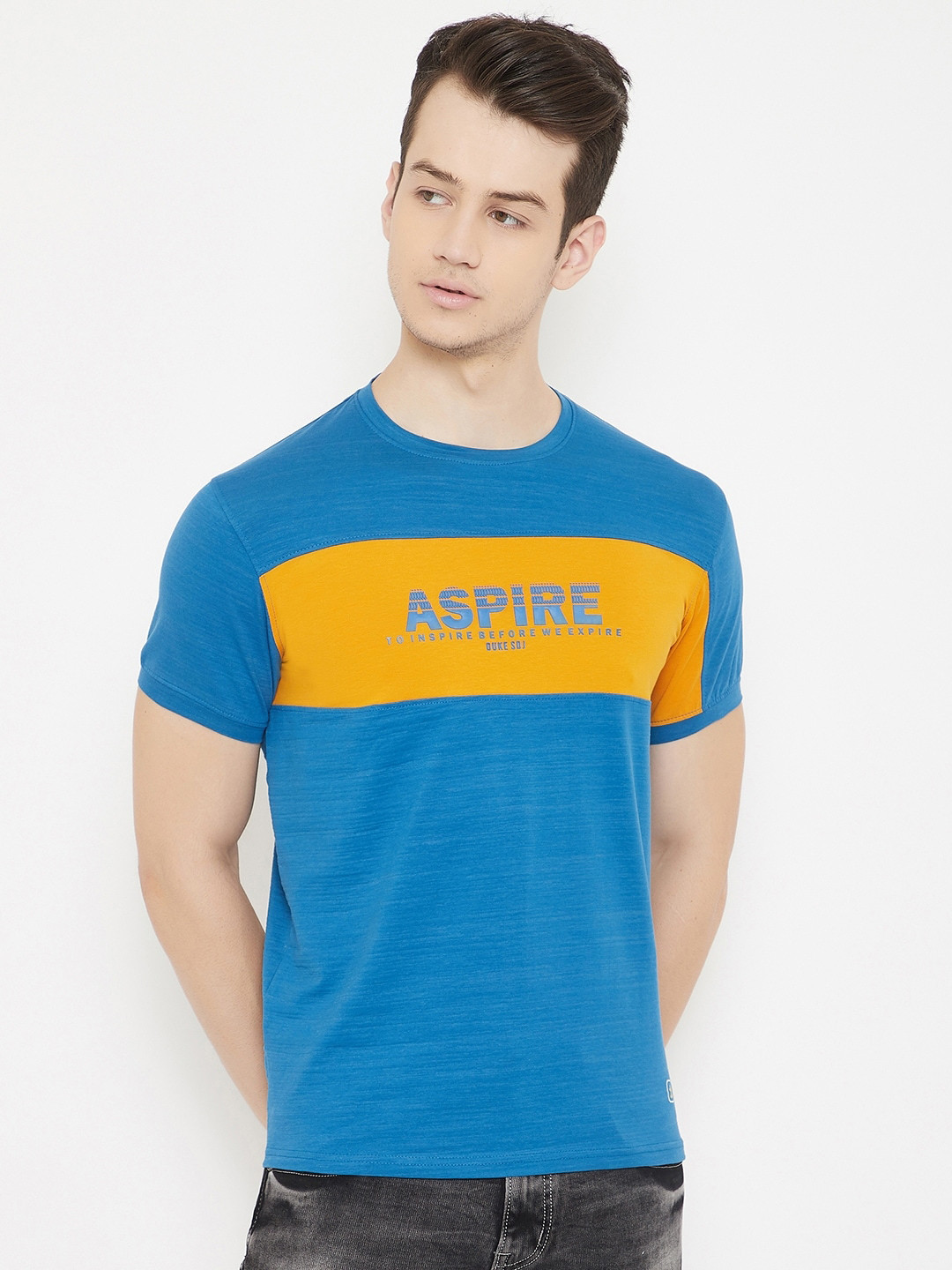 

Duke Men Blue Typography Printed T-shirt