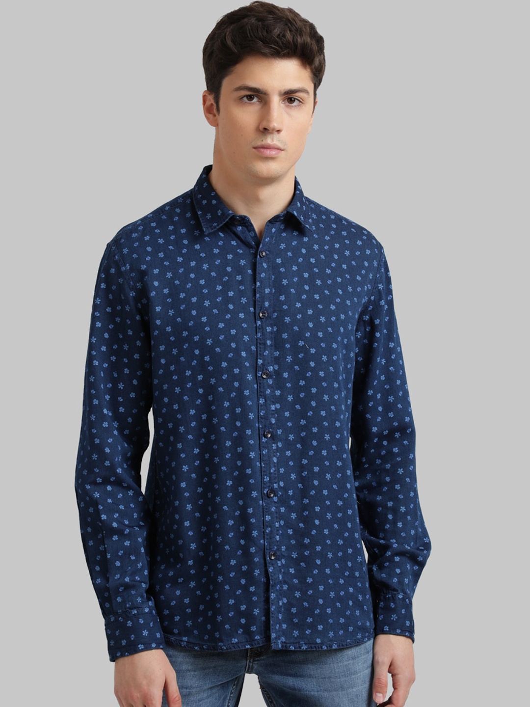 

Parx Men Blue Slim Fit Printed Casual Shirt