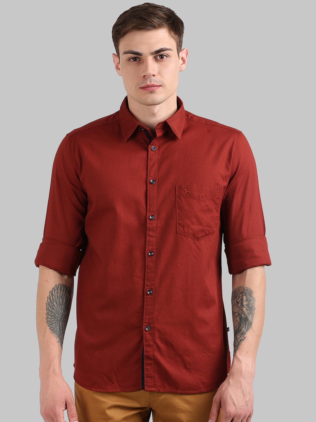 

Parx Men Red Slim Fit Solid Cotton Casual Shirt