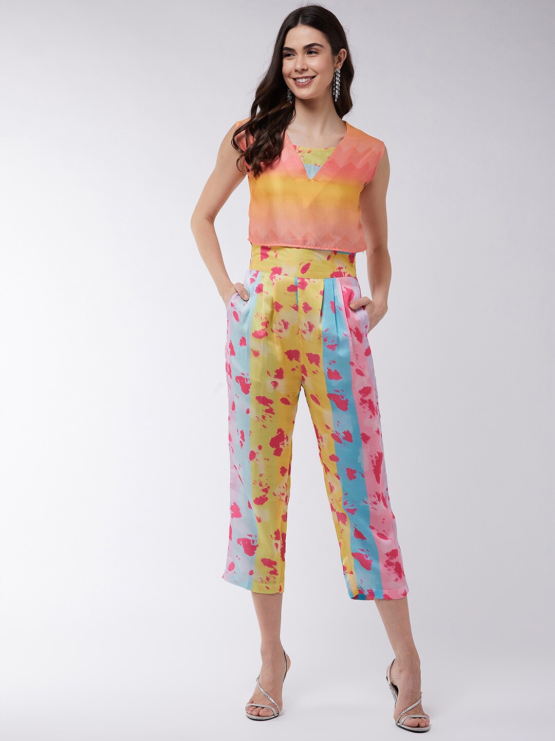 

Zima Leto Women Multicoloured Printed Top with Capris, Multi
