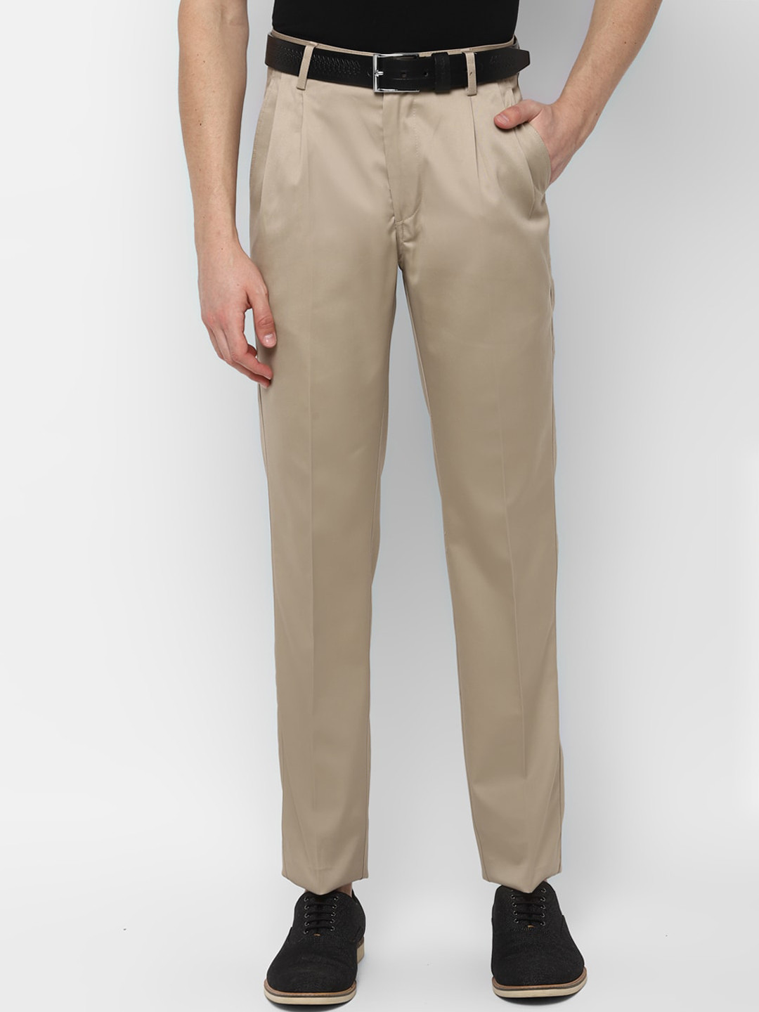 

Allen Solly Men Beige Regular Fit Pleated Pure Cotton Regular Trousers