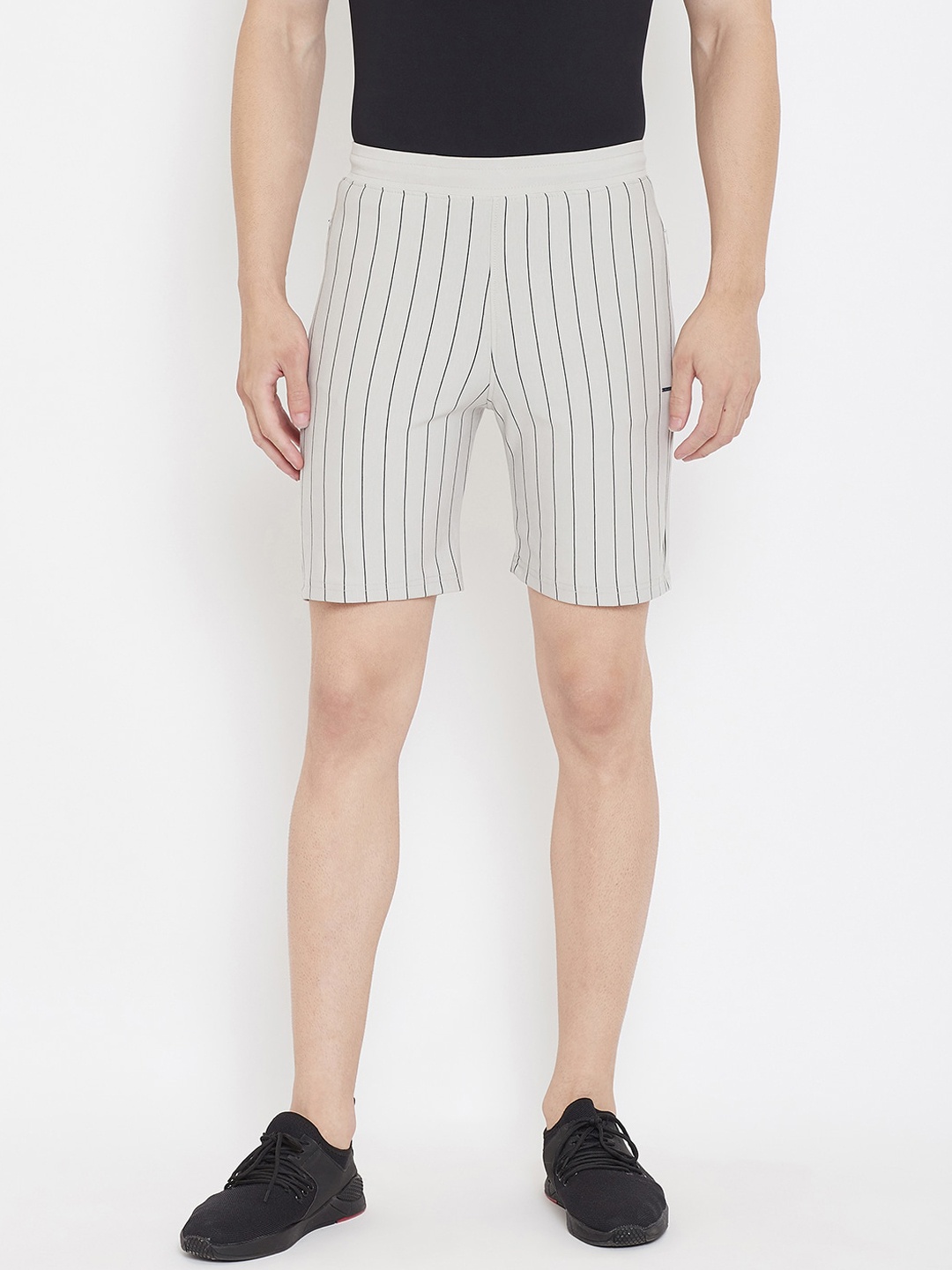 

Okane Men Grey Striped Regular Fit Sports Shorts
