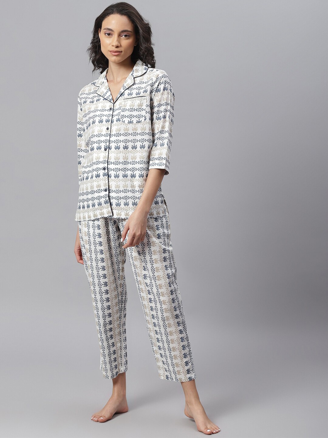 

Janasya Women White & Blue Printed Cotton Night suit