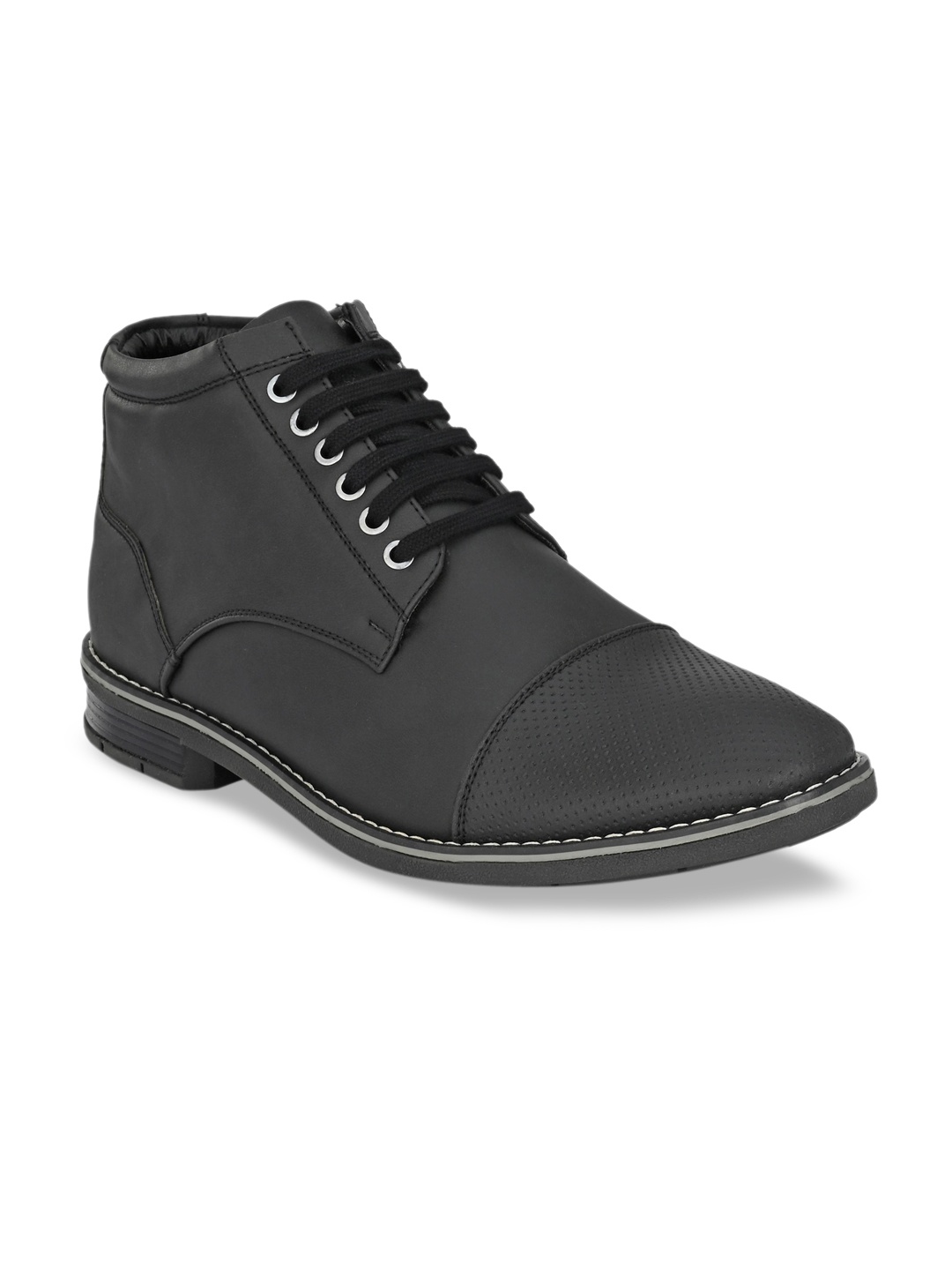 

Roadster Men Black Derbys