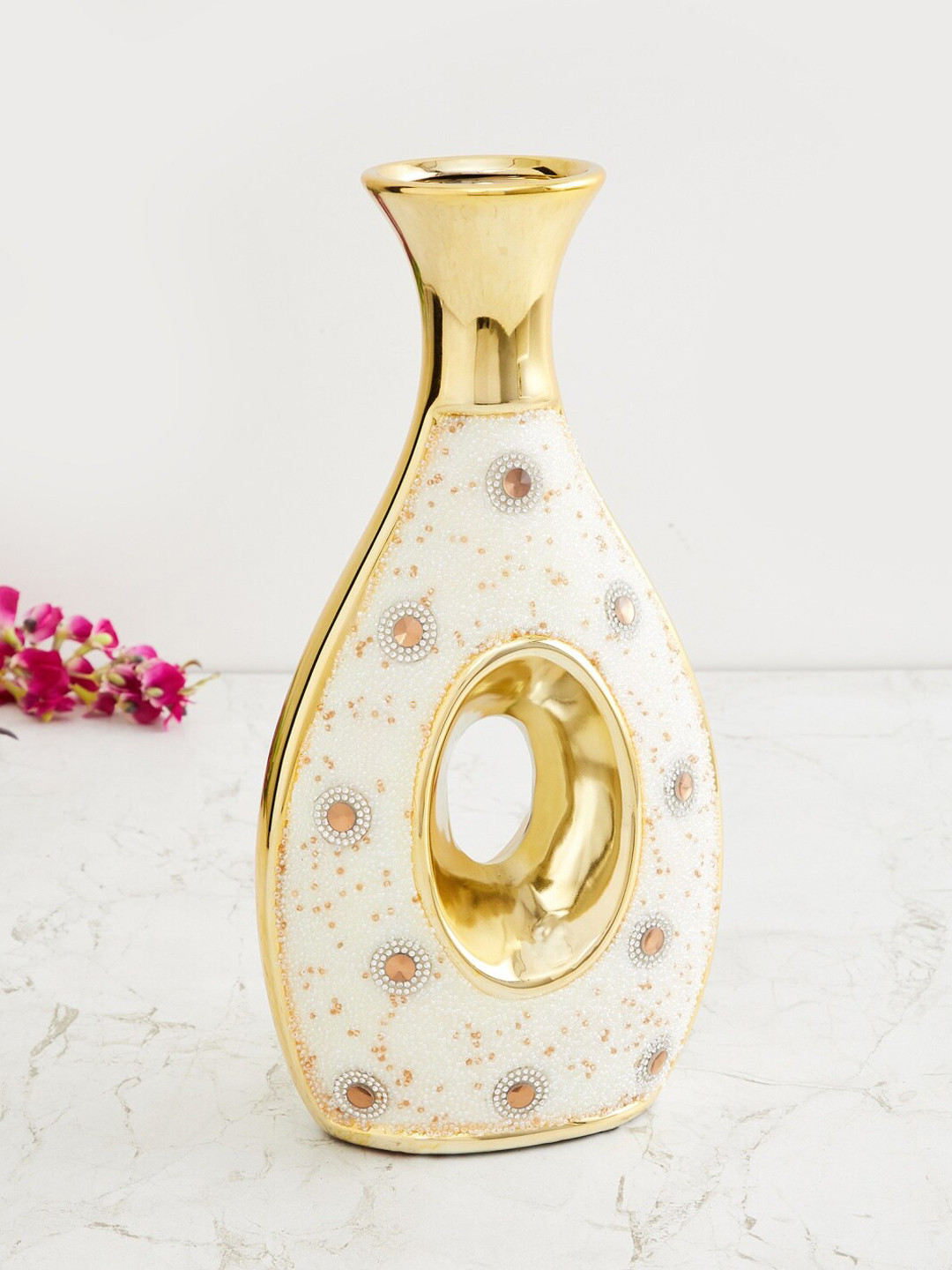

Home Centre Off-White & Gold-Toned Ajmer Cohen Vase