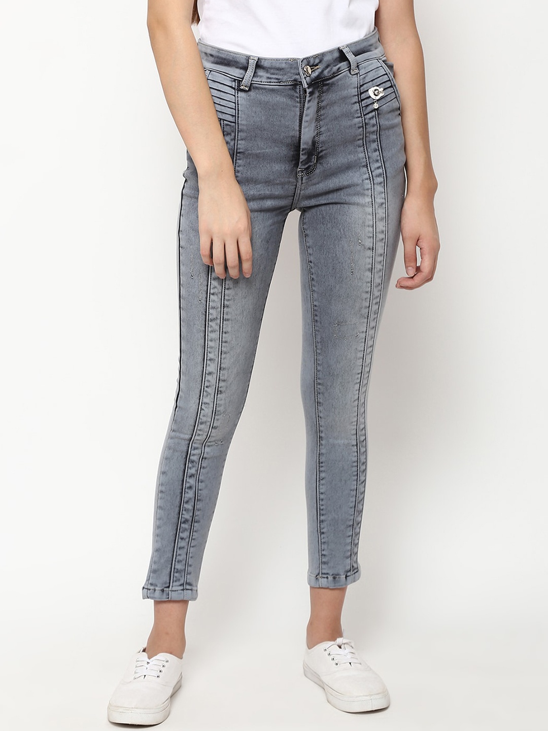 

V2 Value & Variety Women Grey Low Distress Heavy Fade Jeans