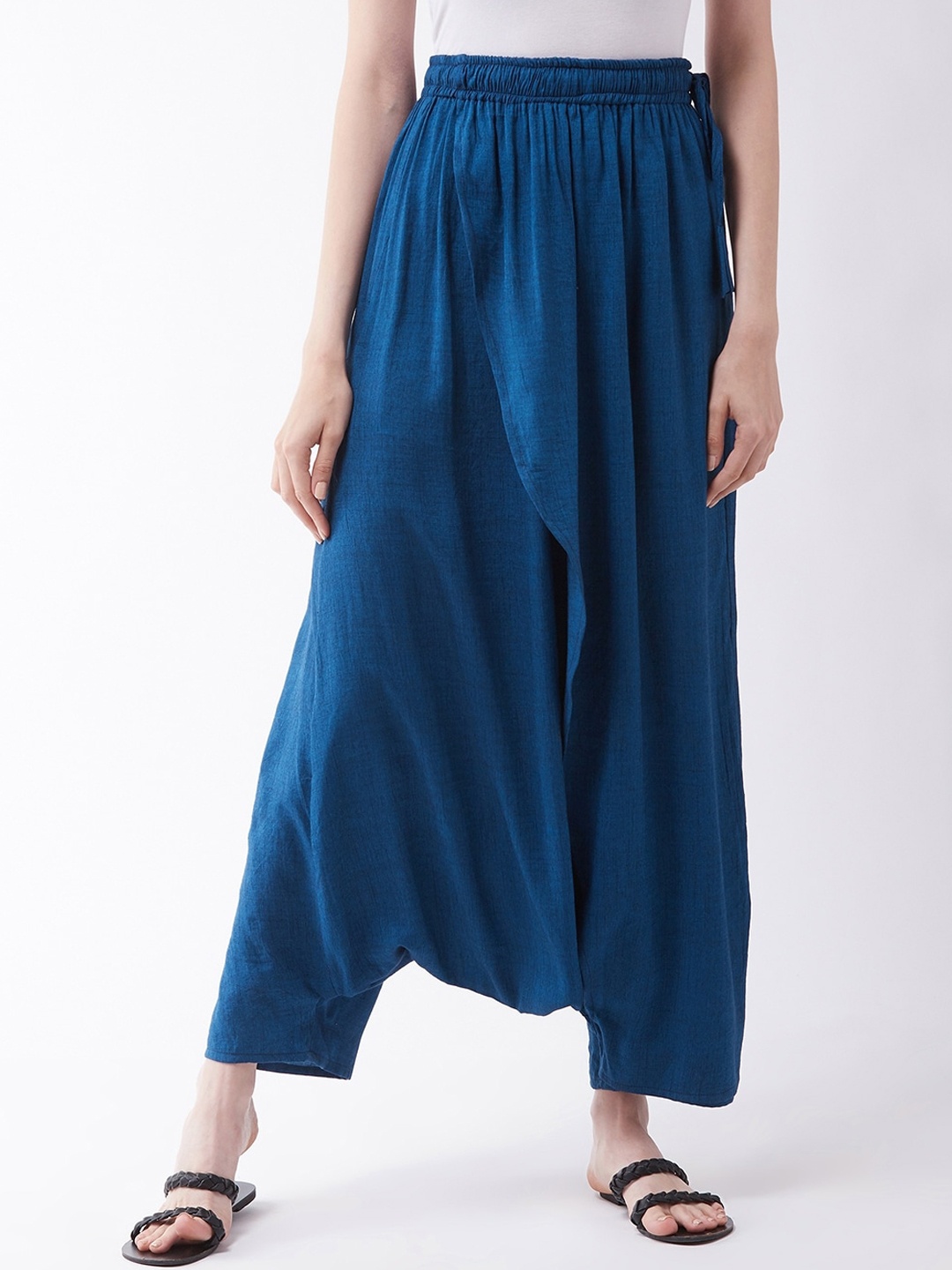 

InWeave Women Blue Solid Cotton Straight-Fit Harem Pants