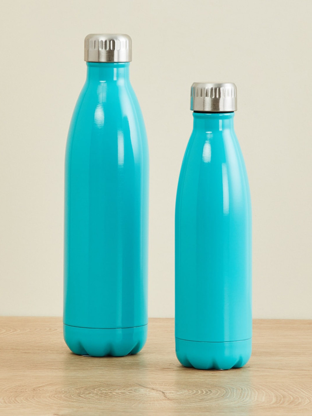 

Home Centre Set Of 2 Turquoise Blue Solid Victory-Geneva Stainless Steel Double Wall Vacuum Flasks