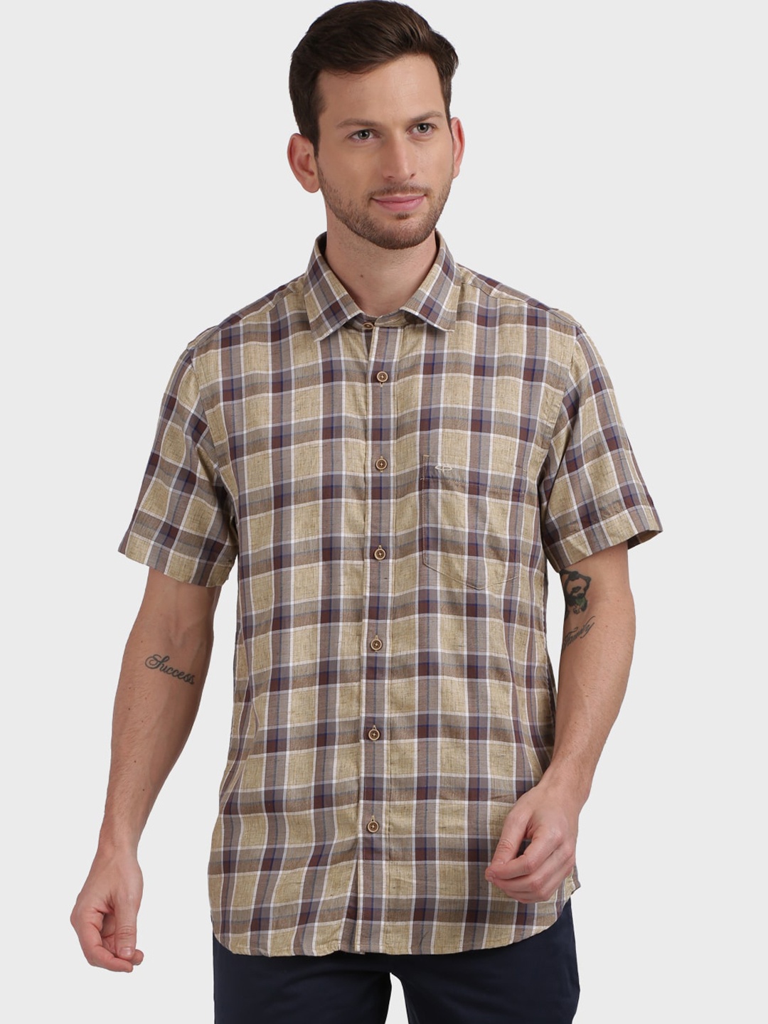 

ColorPlus Men Beige & Taupe Tailored Fit Checked Casual Shirt