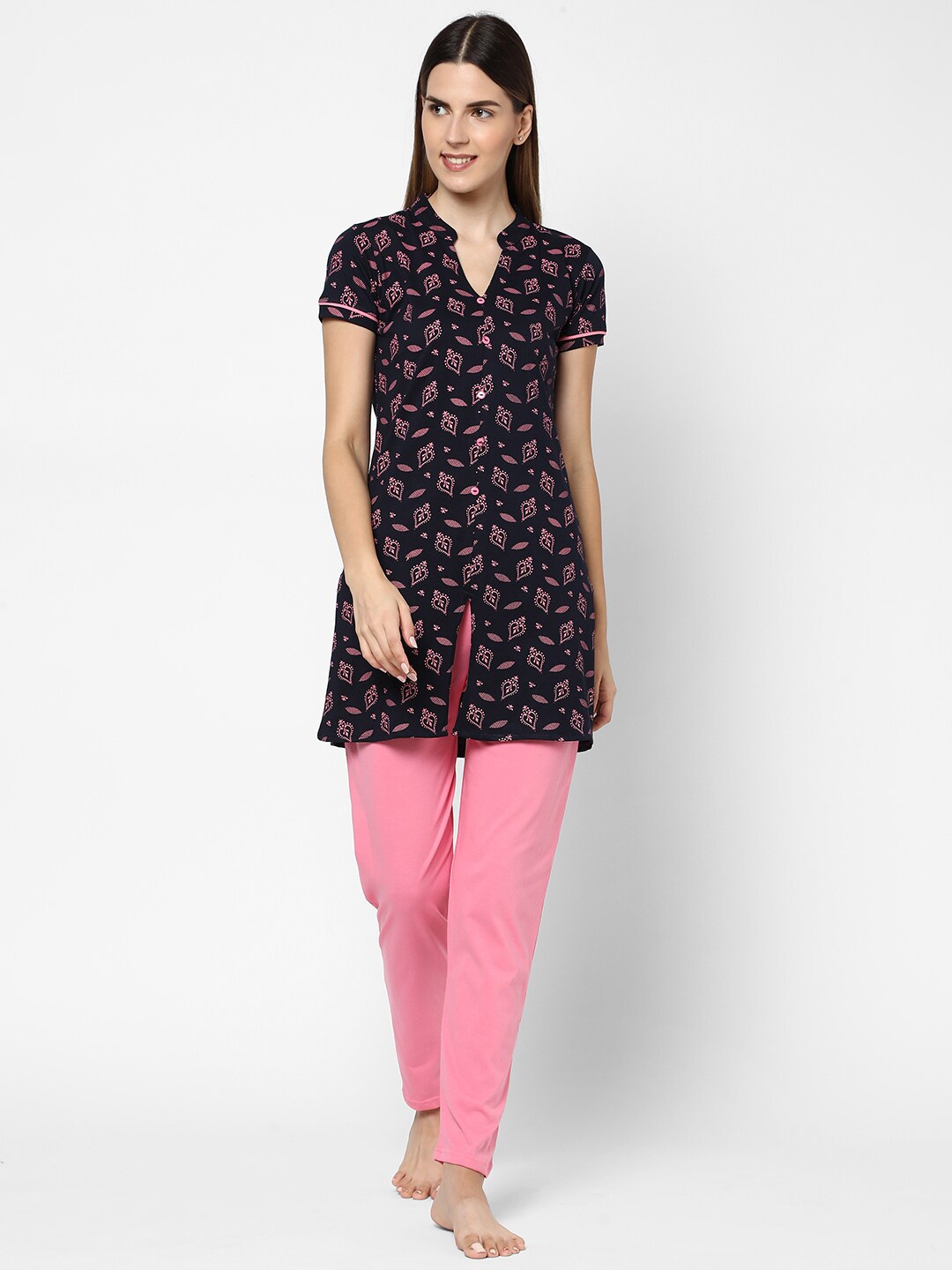 

Sweet Dreams Women Black & Pink Printed Night suit