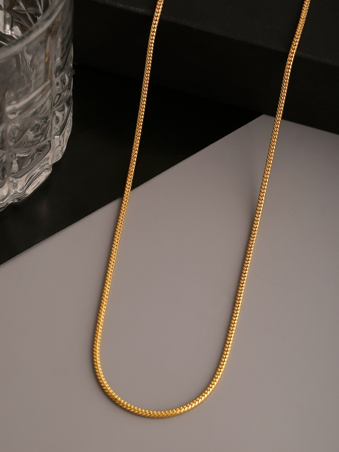 

Tistabene Men Gold-Toned Alloy Gold-Plated Chain