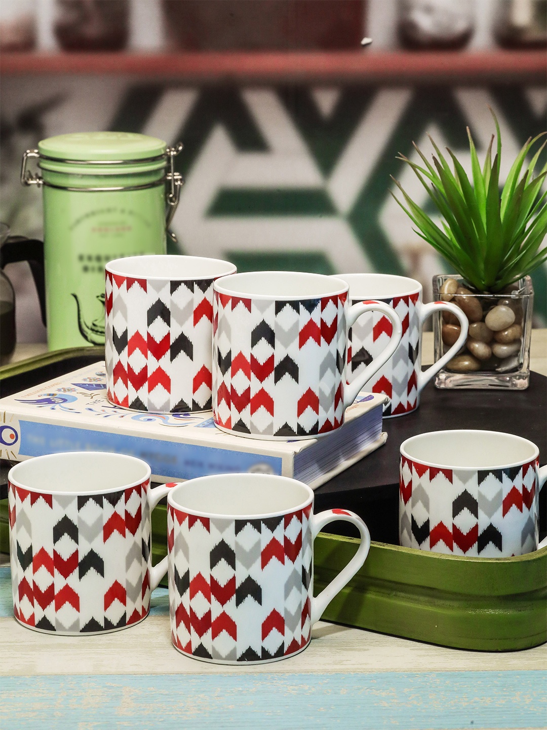 

GOODHOMES Set of 6 White & RedPrinted Bone China Mugs