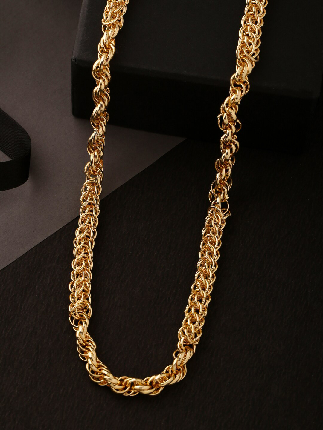 

Tistabene Men Gold-Plated Alloy Gold-Plated Chain