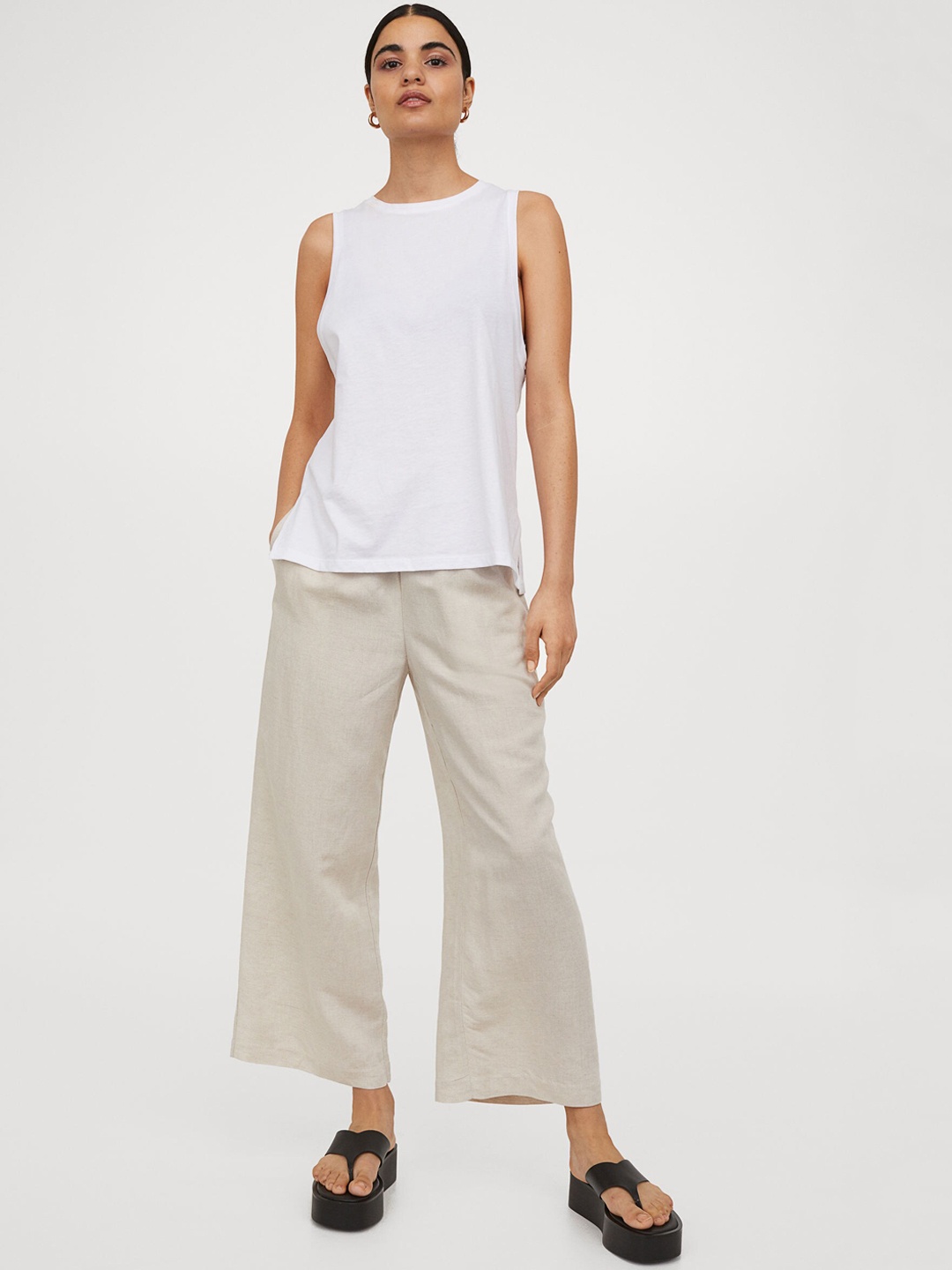 

H&M Women Beige Cropped Linen-Blend Trousers