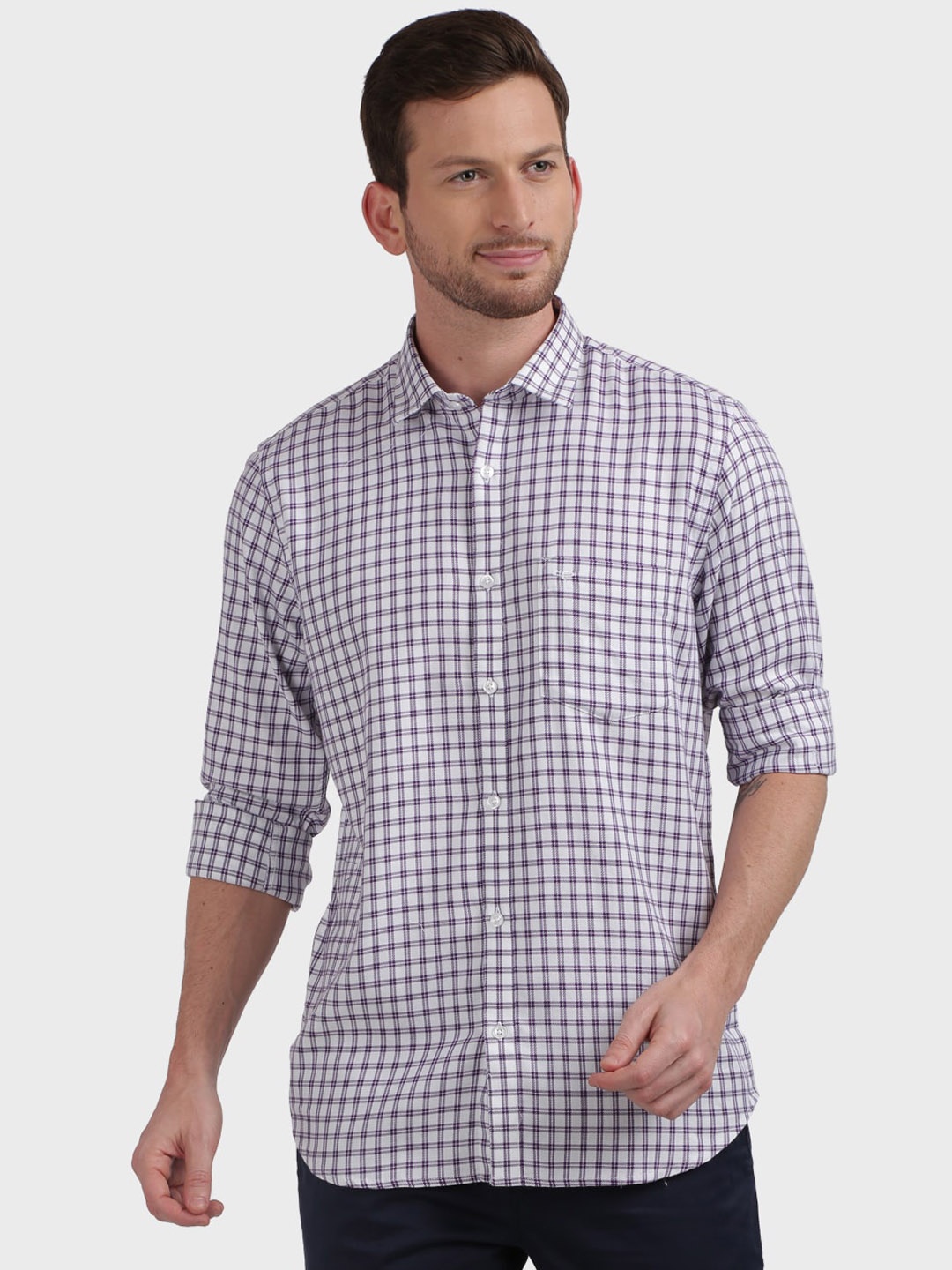 

ColorPlus Men White Tailored Fit Checked Casual Shirt