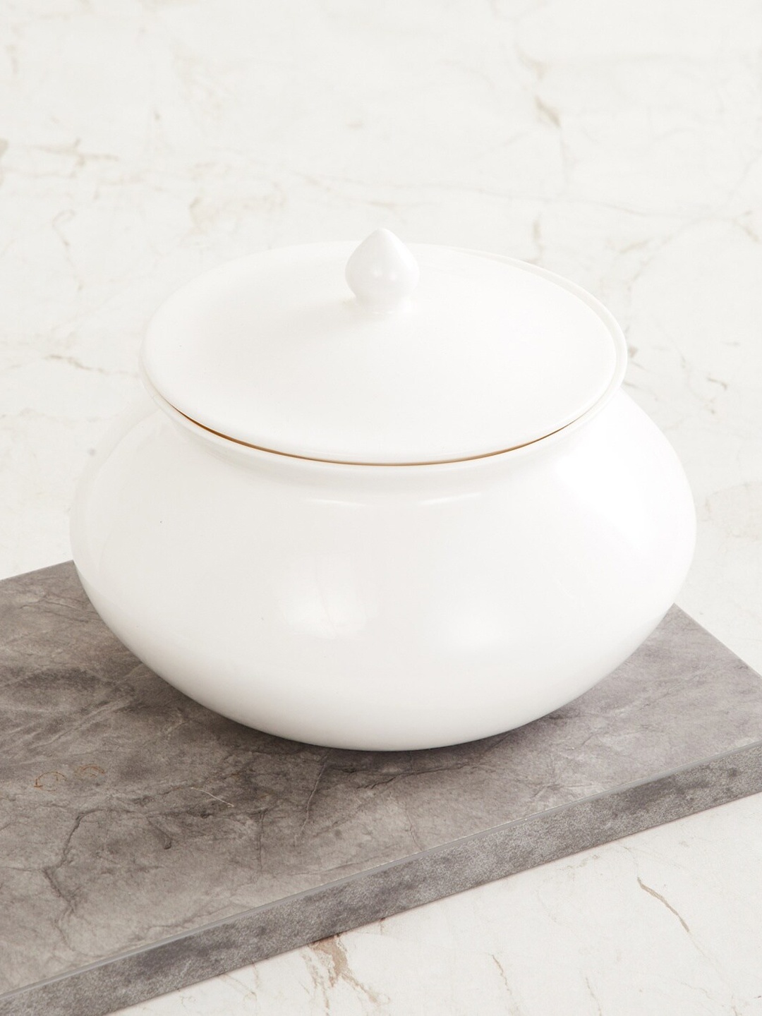 

Home Centre White Solid Silvano Stellar Handi With Lid